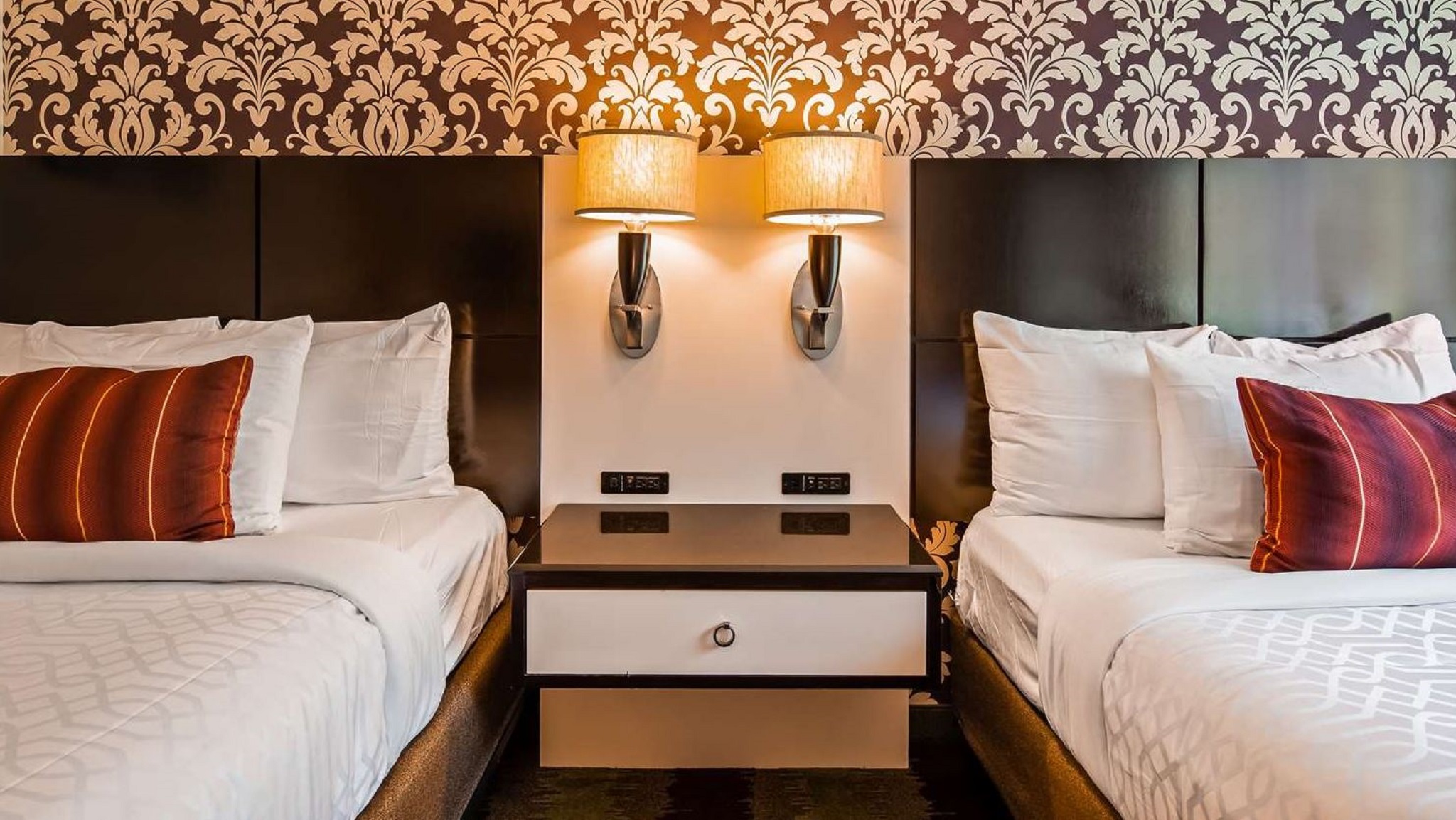 Room Two Double Beds