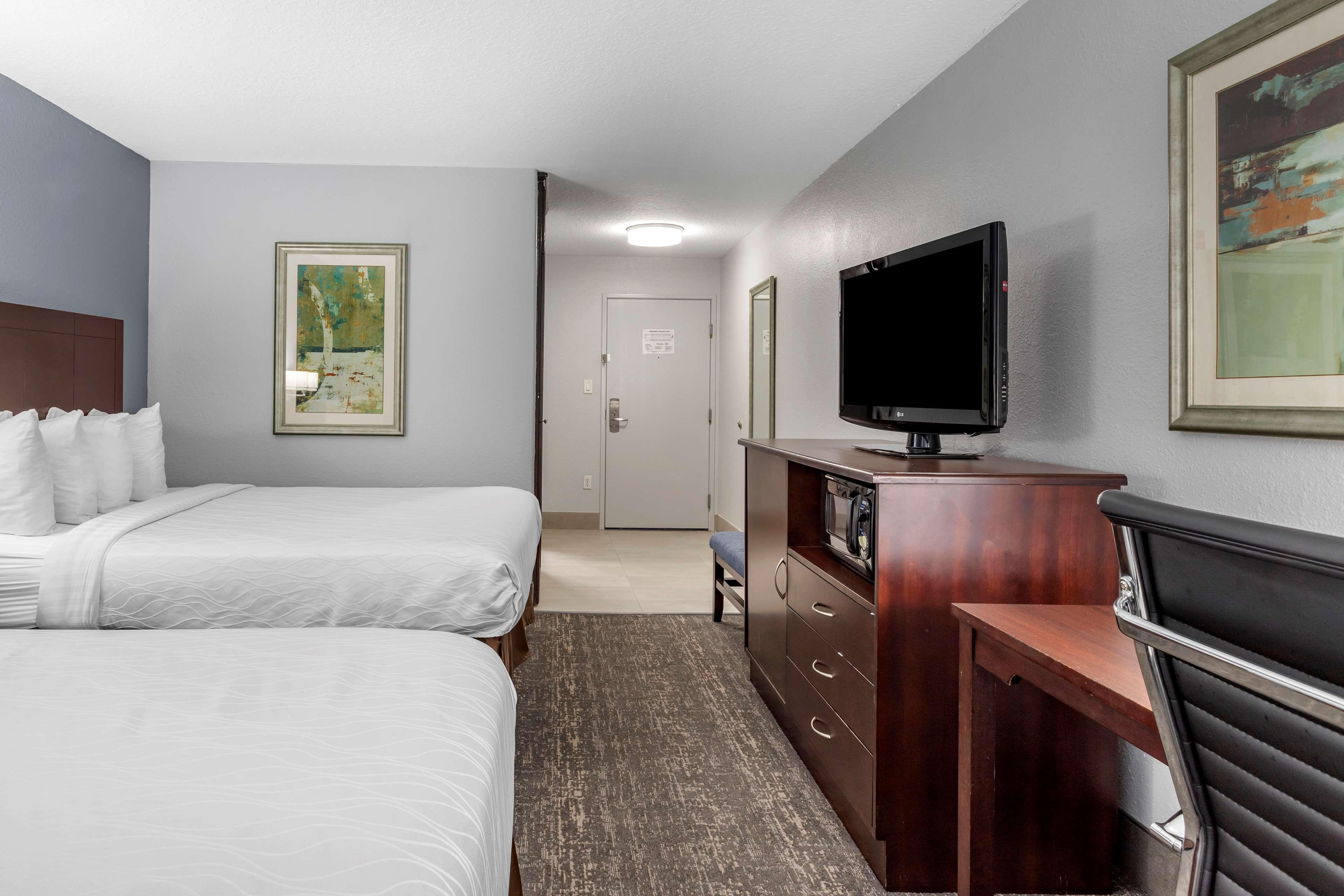 Room Accessible-two Queen Beds