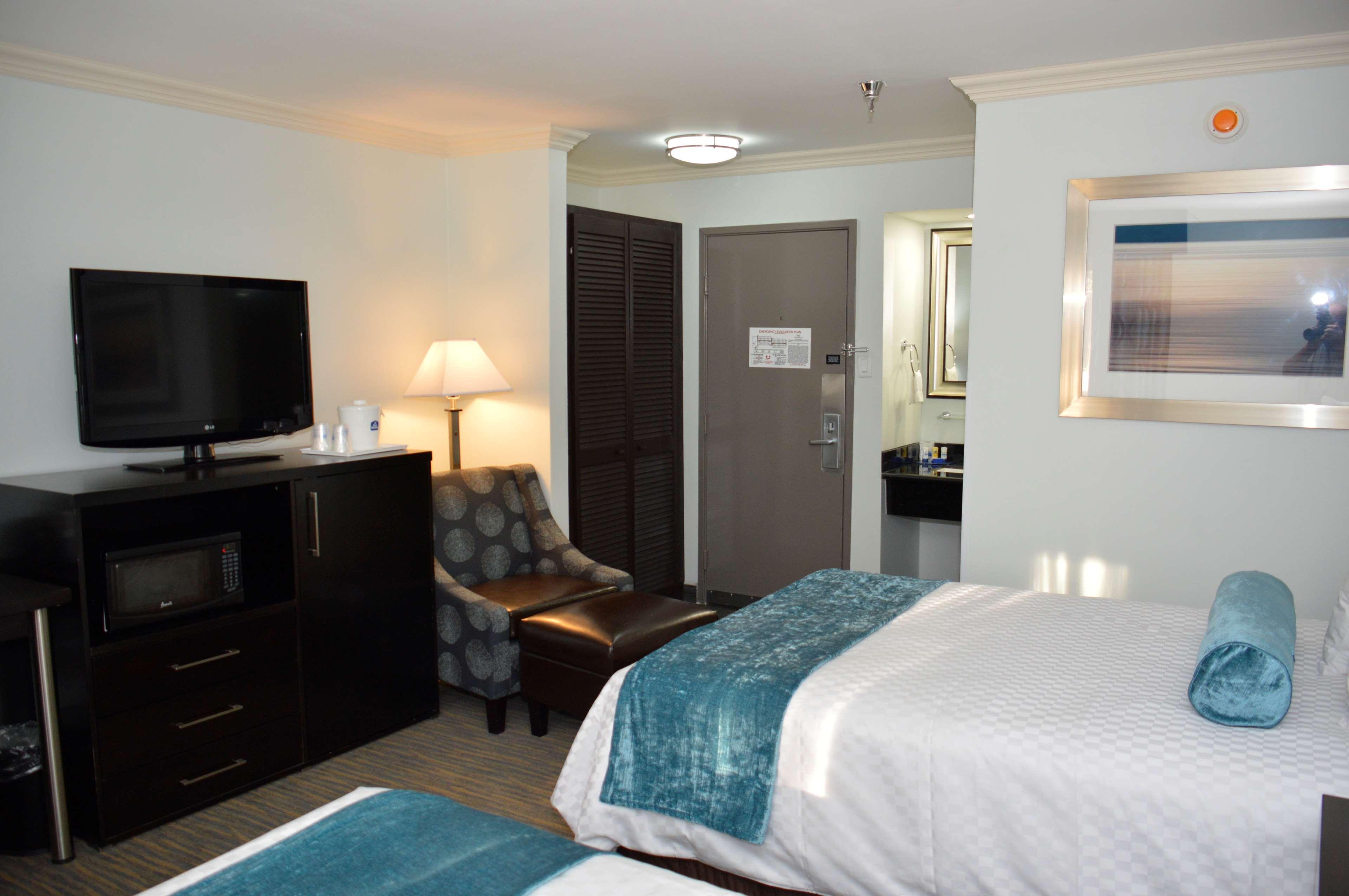 Room Two Double Beds Non Smoking