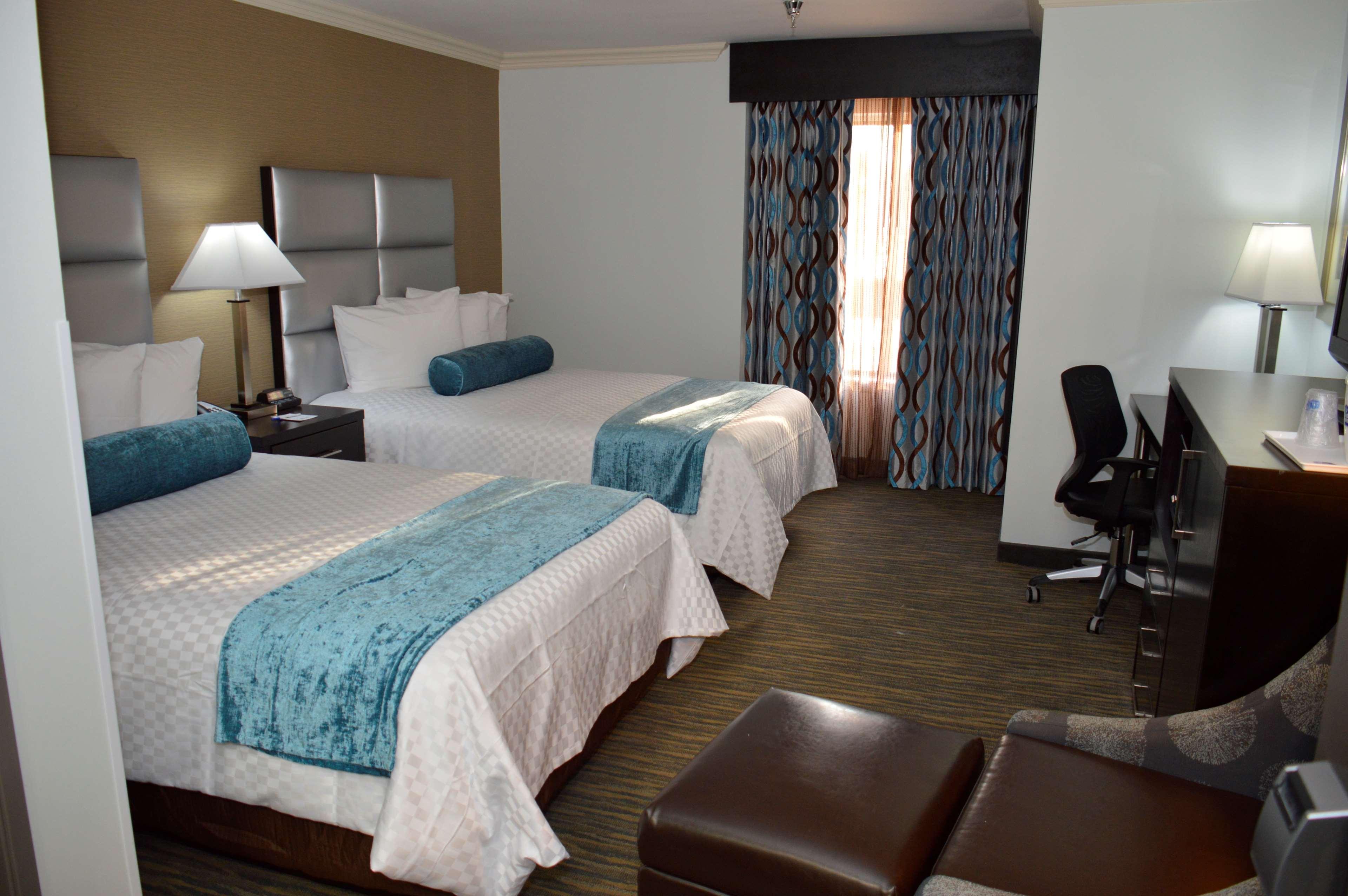 Room Two Double Beds Non Smoking