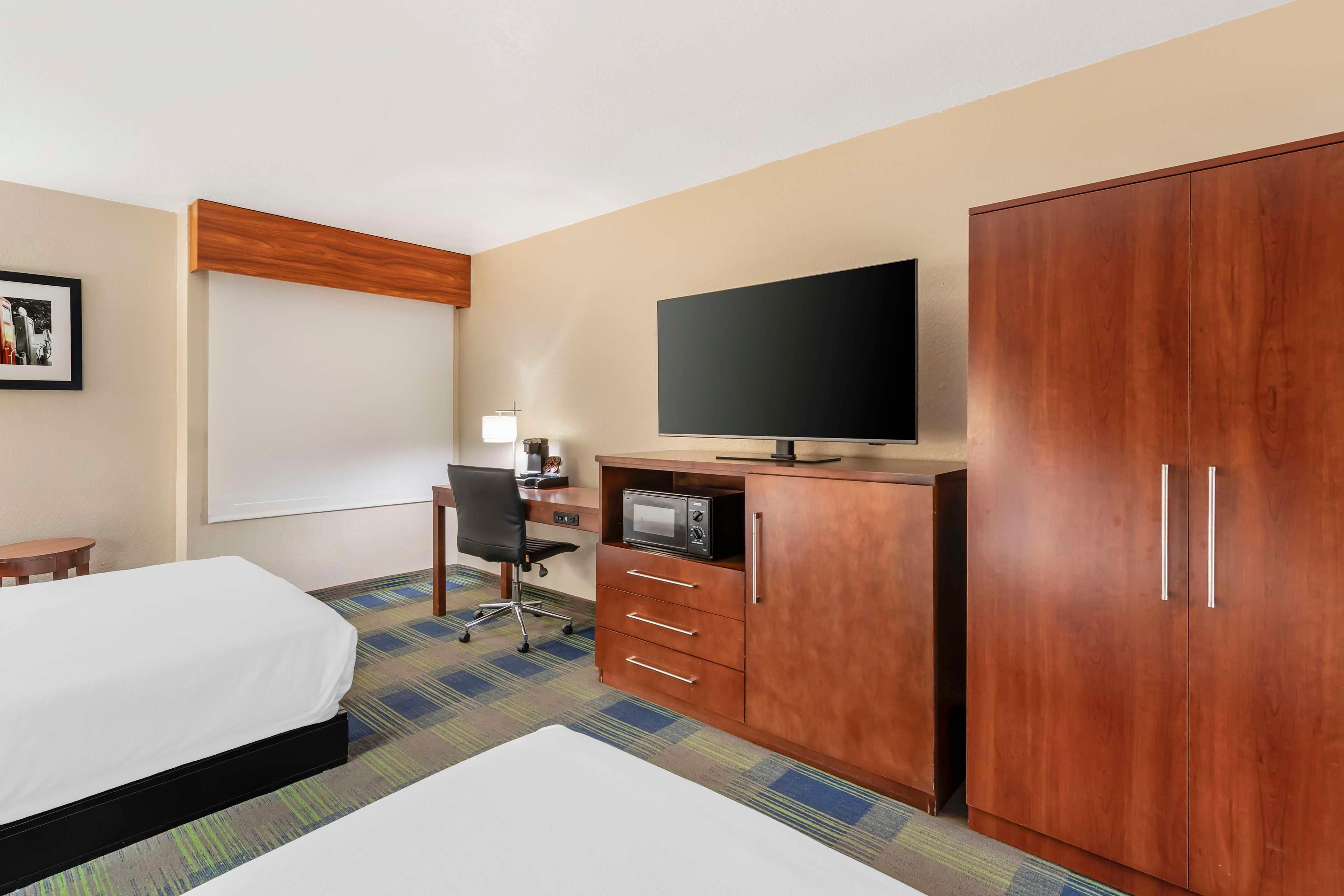 Room Two Queen Beds Non Smoking