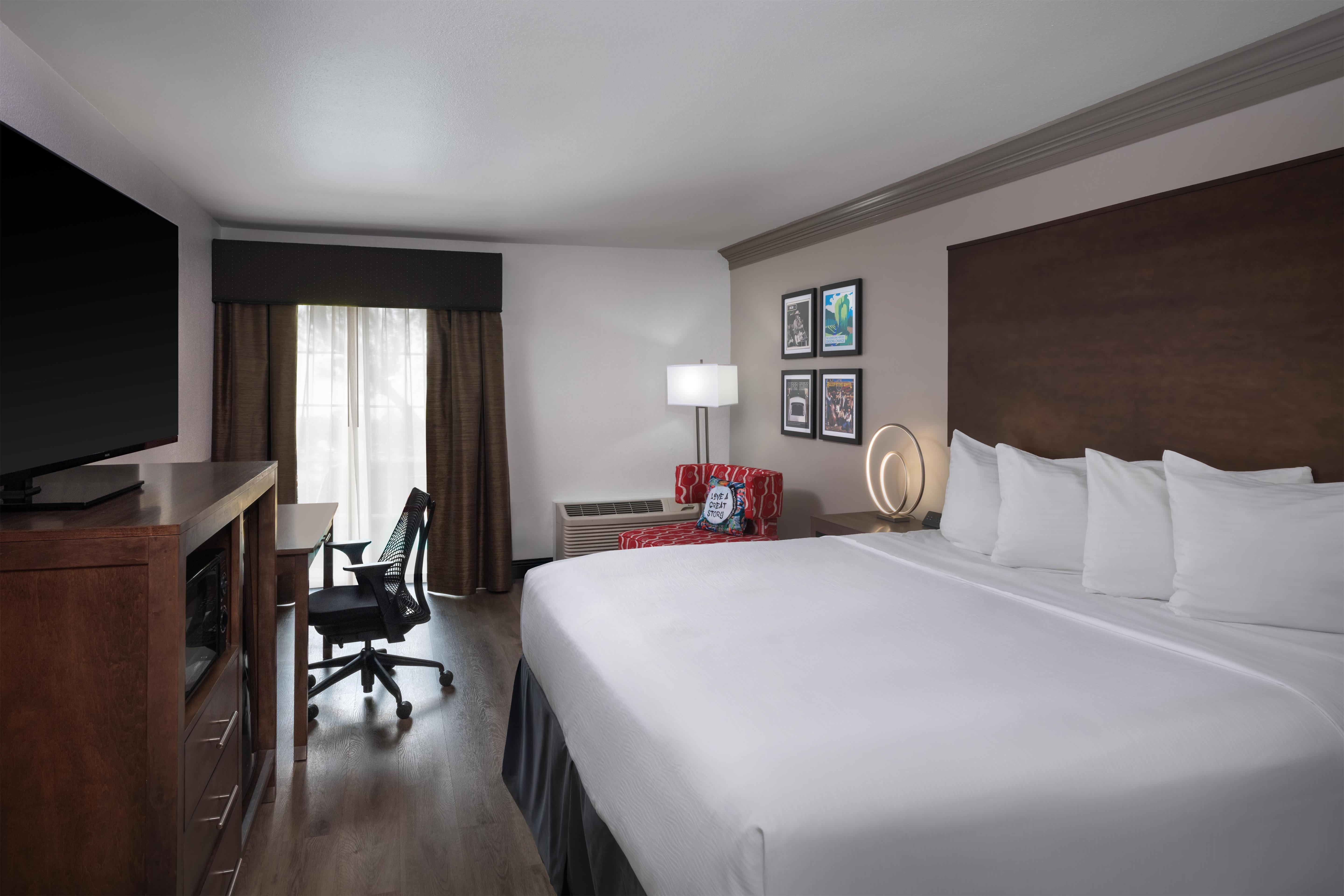 Double Accessible King Size Bed