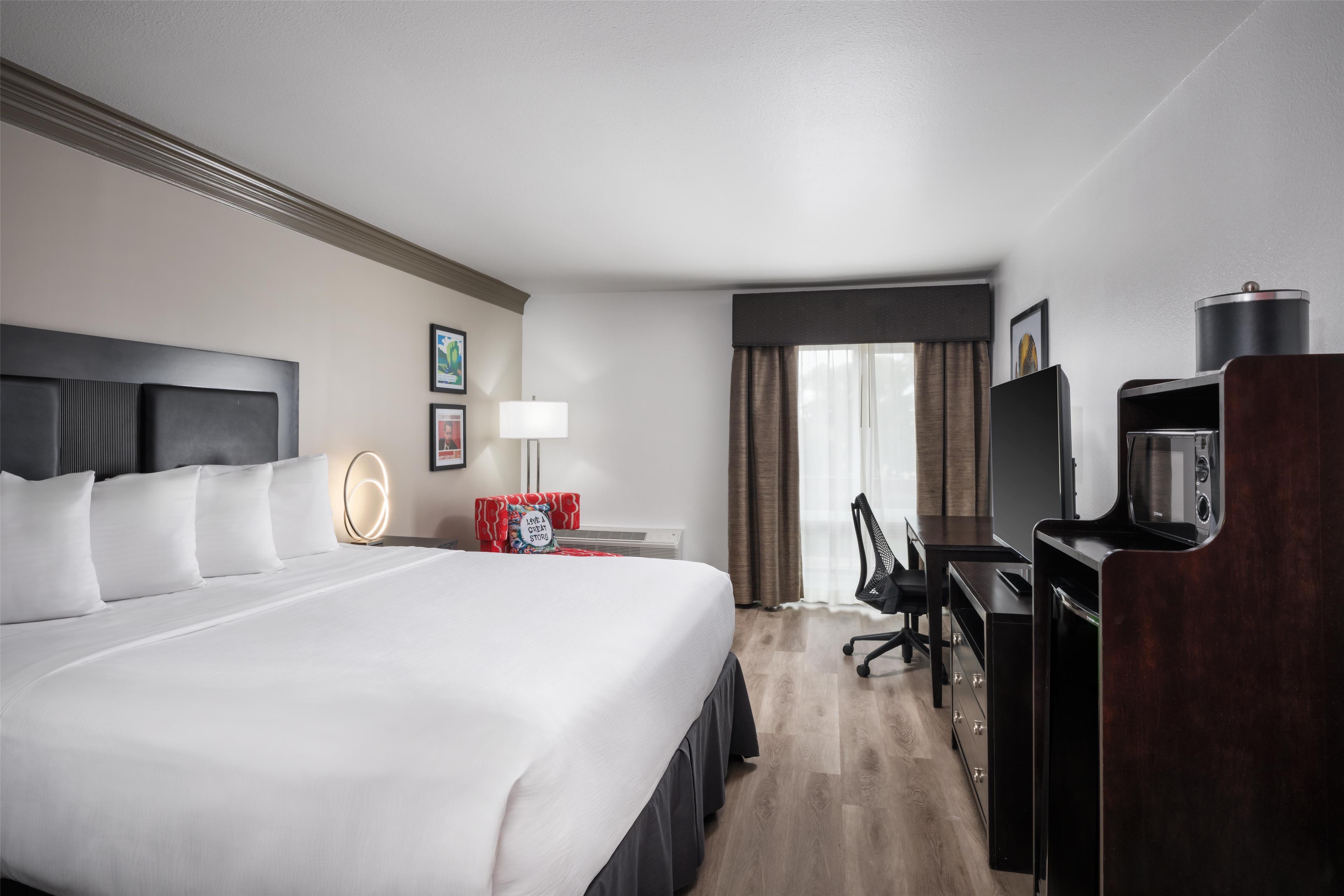 Double King Bed Non Smoking