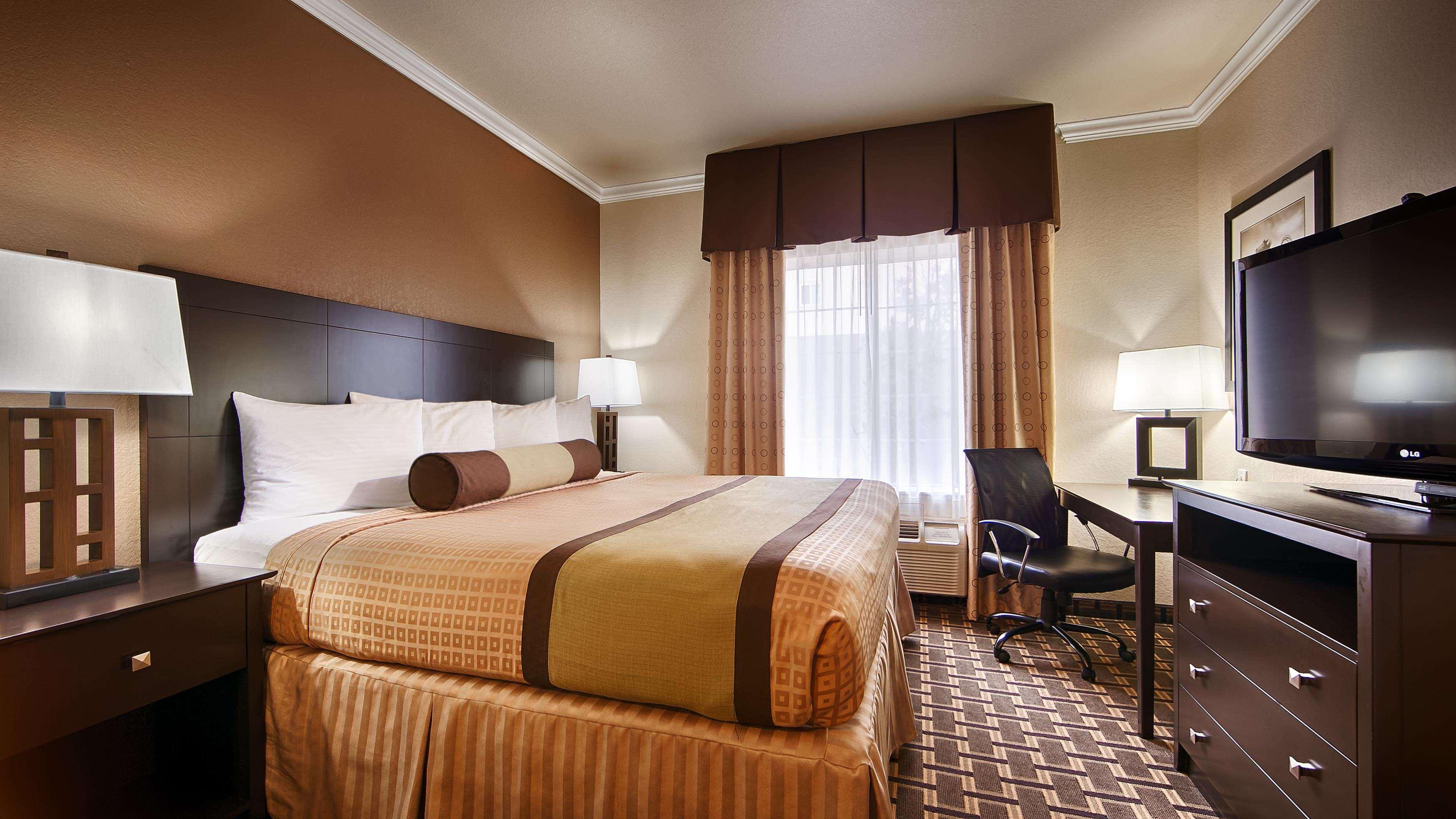 Room King Bed Non Smoking