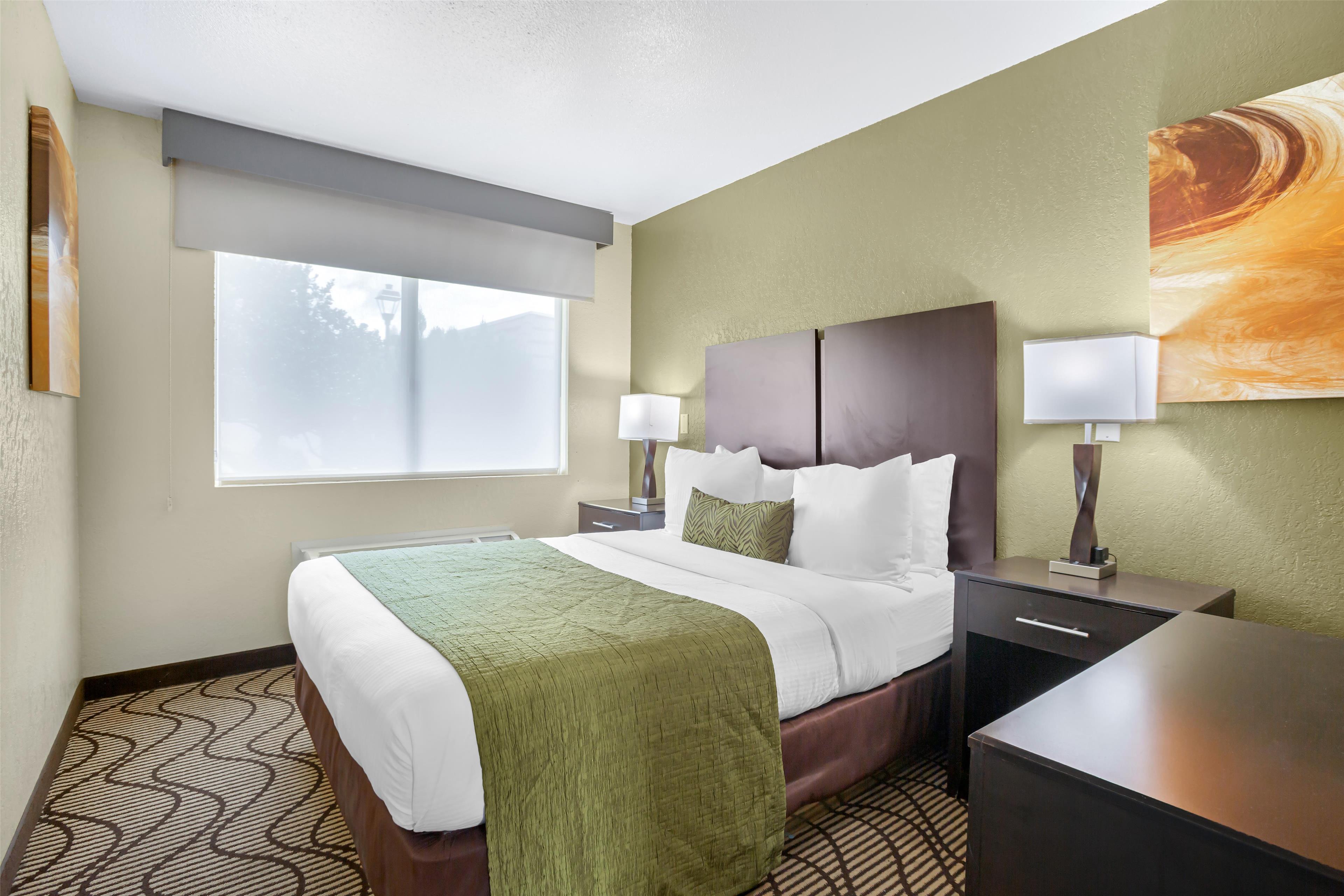 Suite Two Queen Beds