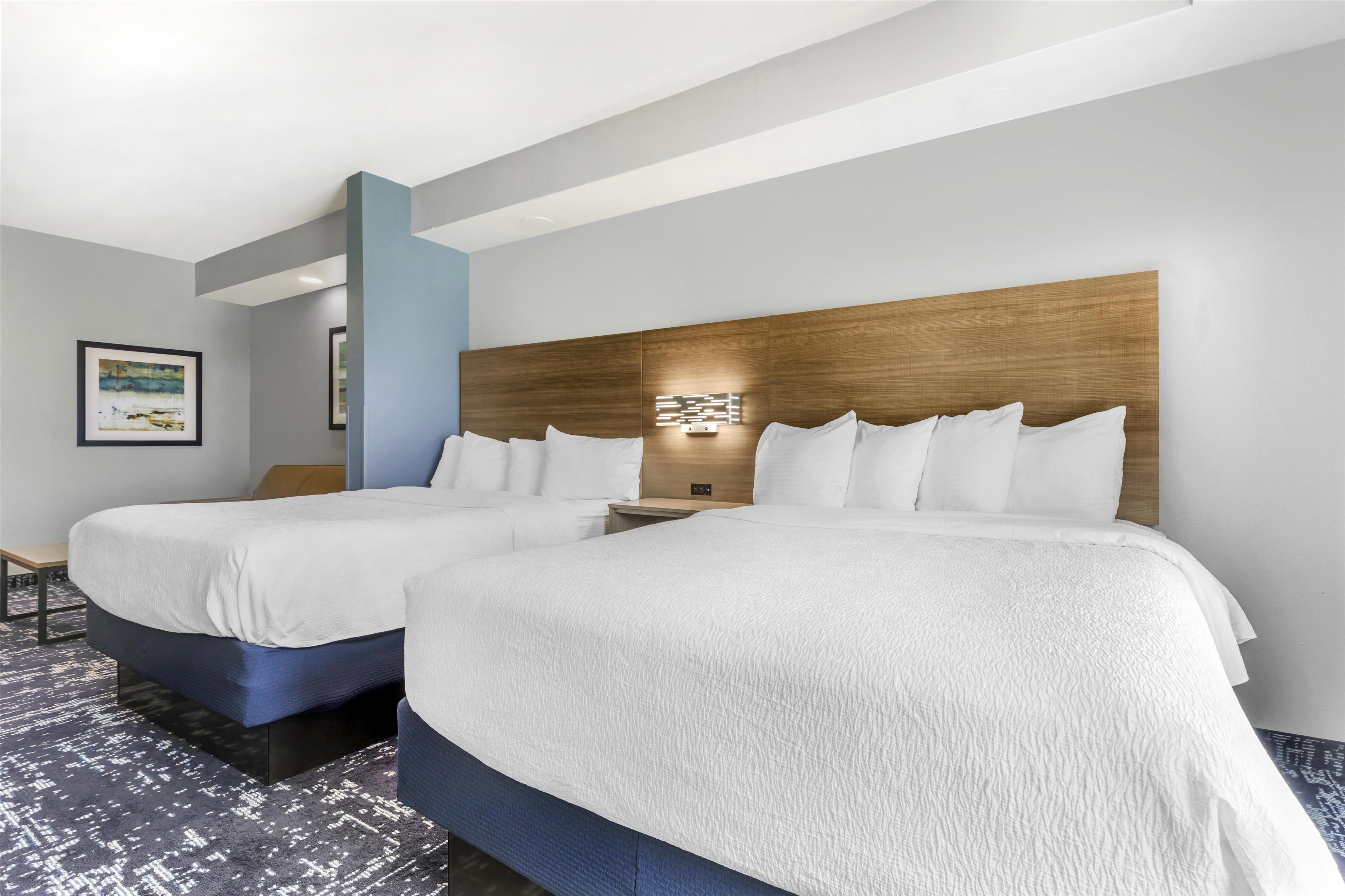 Suite Two Queen Beds