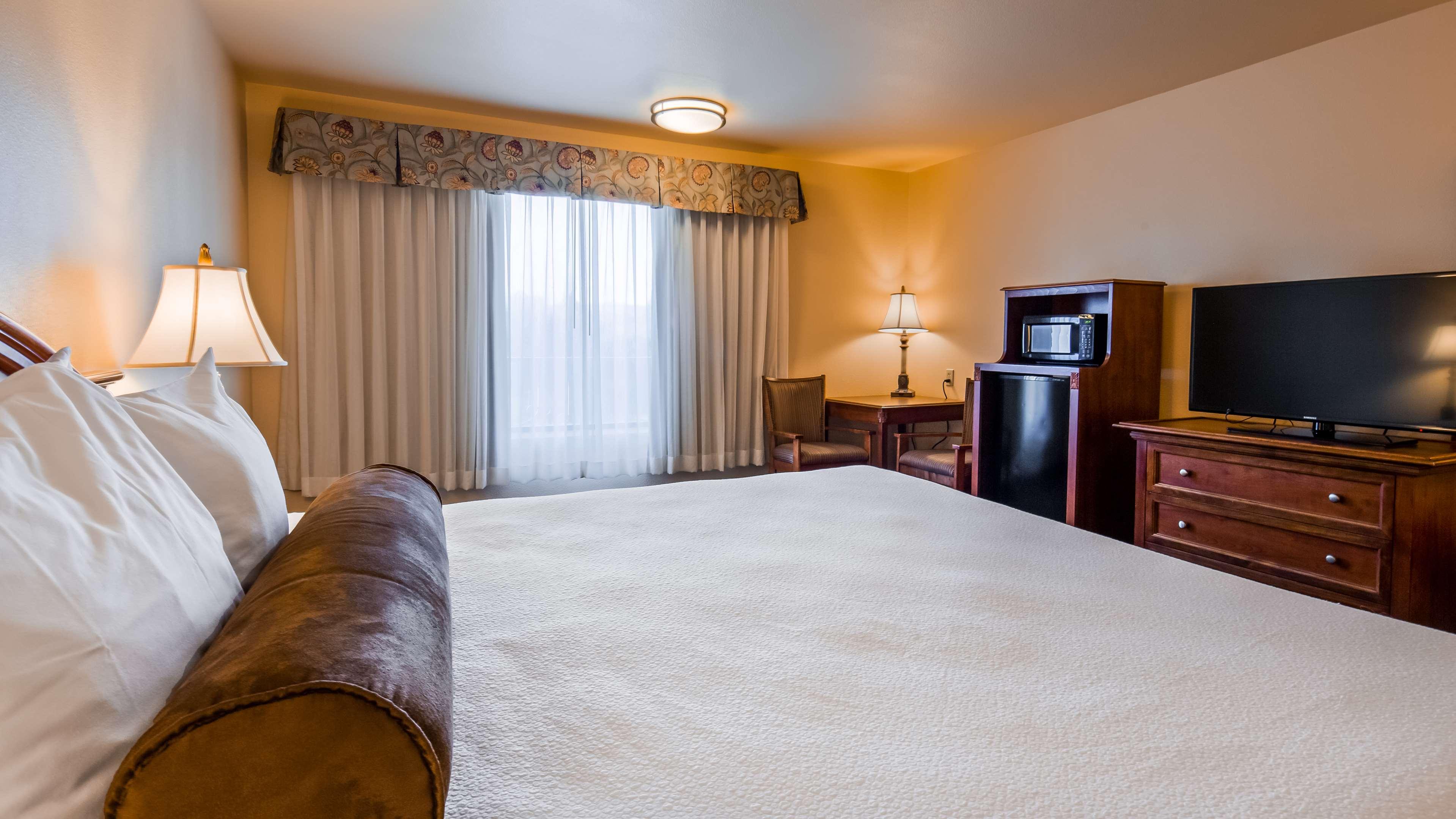 Room King Bed Non Smoking