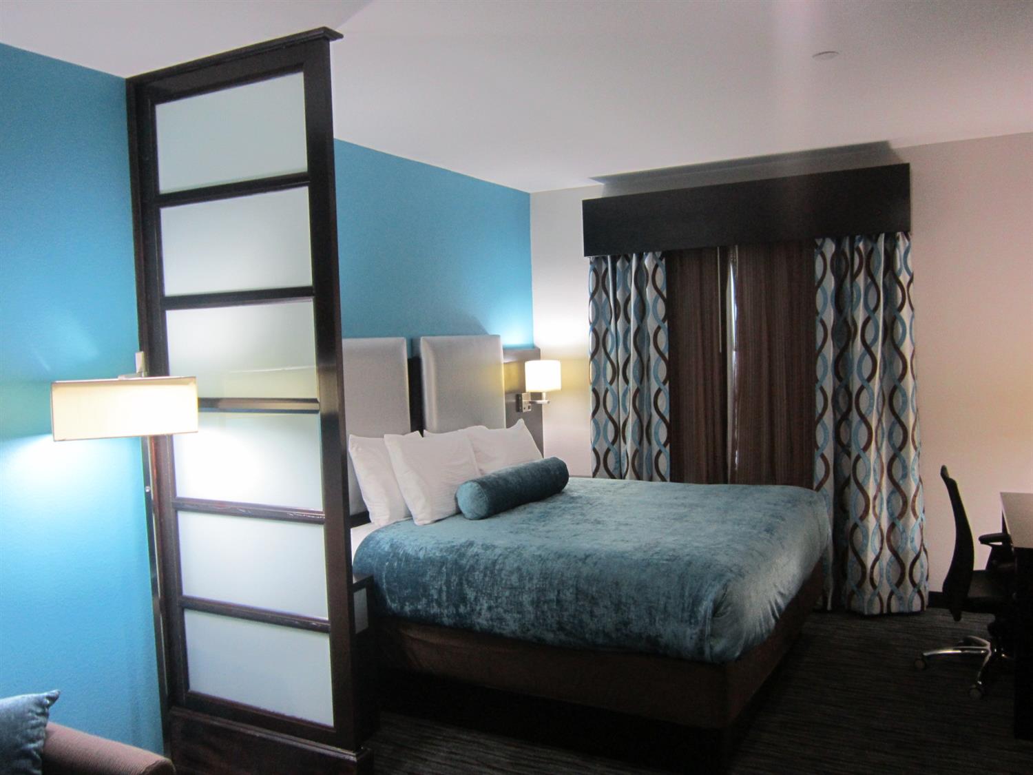 Double King Size Bed