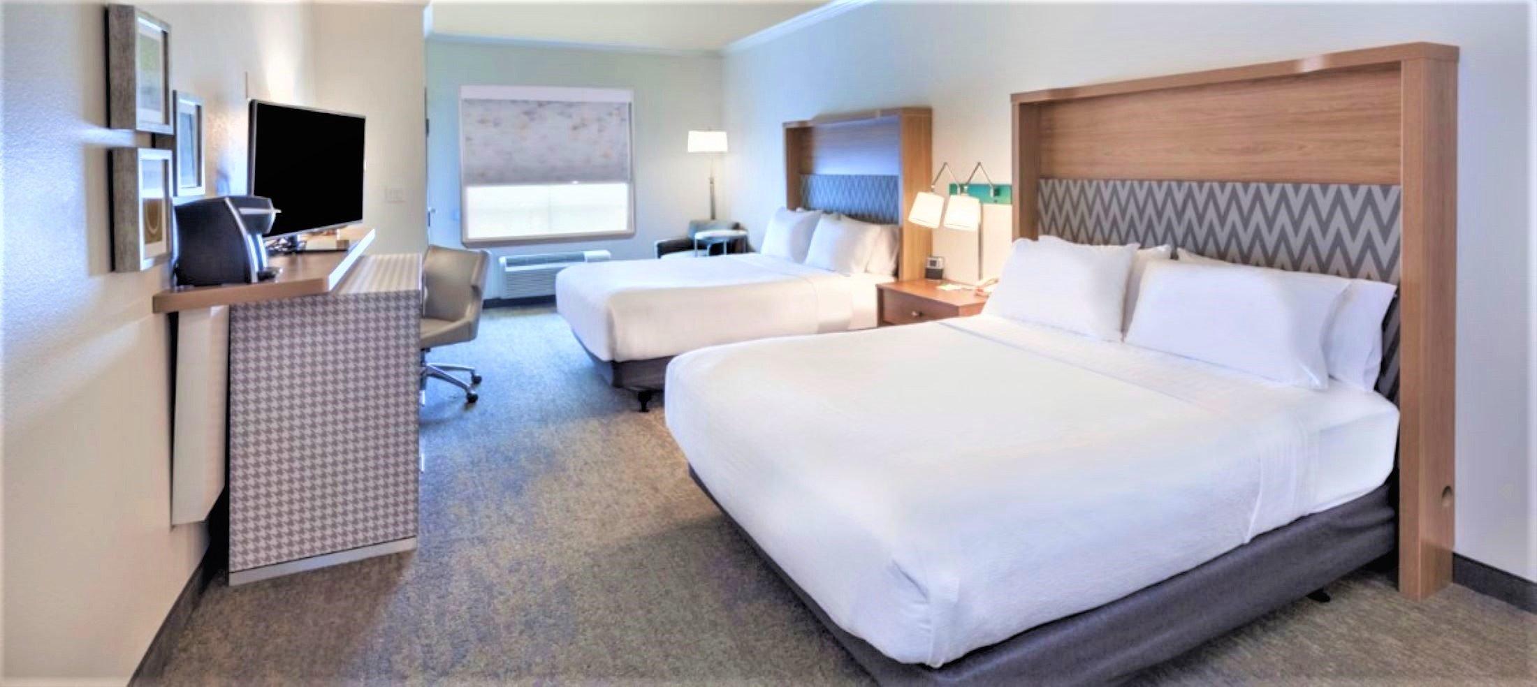 Double Two Queen Beds