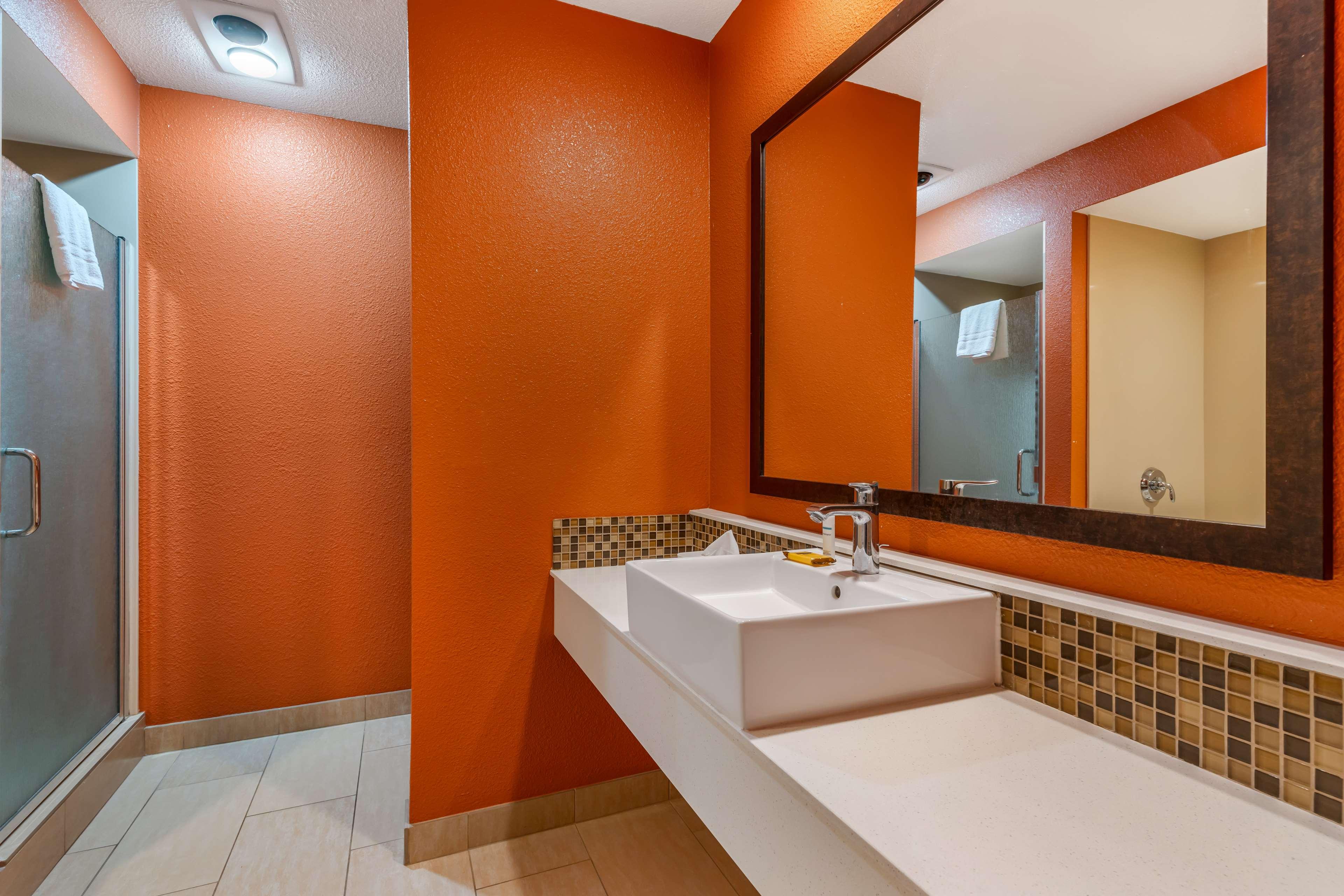 Junior Suite King Bed Non Smoking