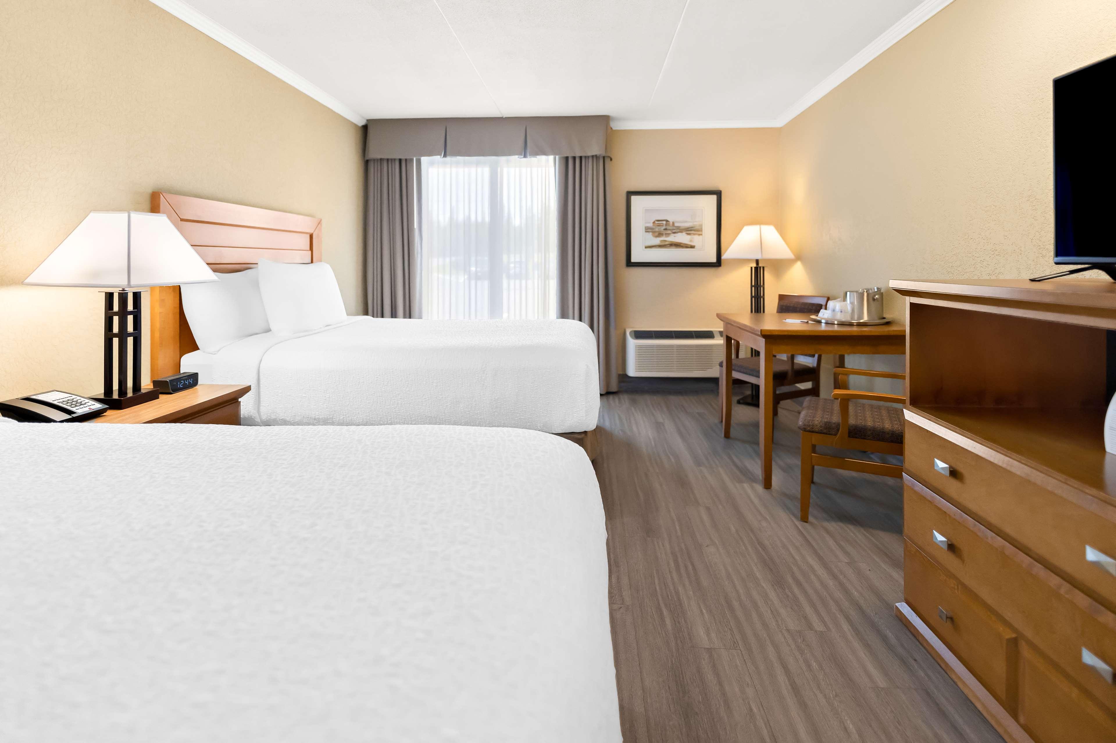 Room Two Double Beds Non Smoking