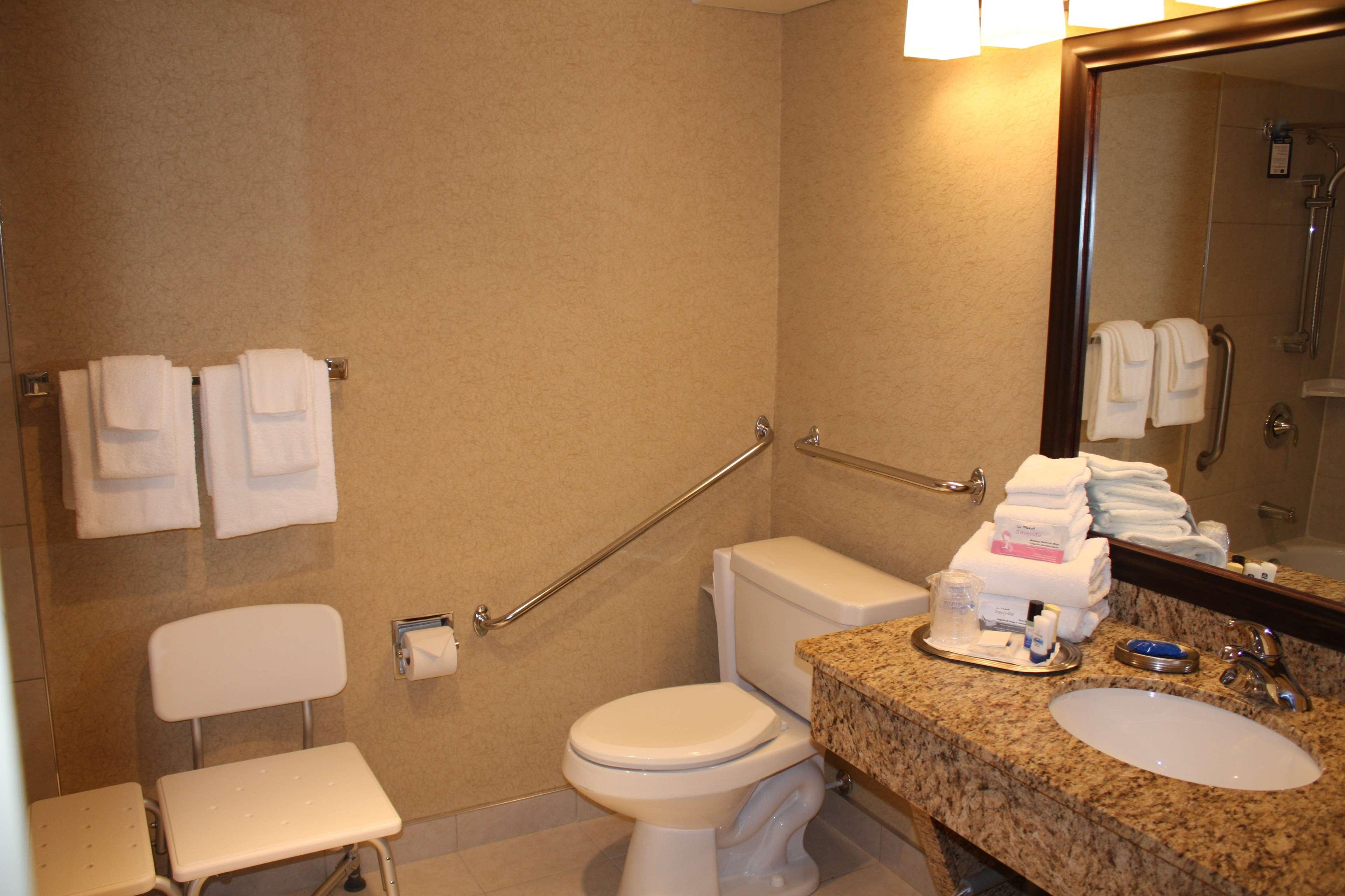 Room Queen Bed Non Smoking