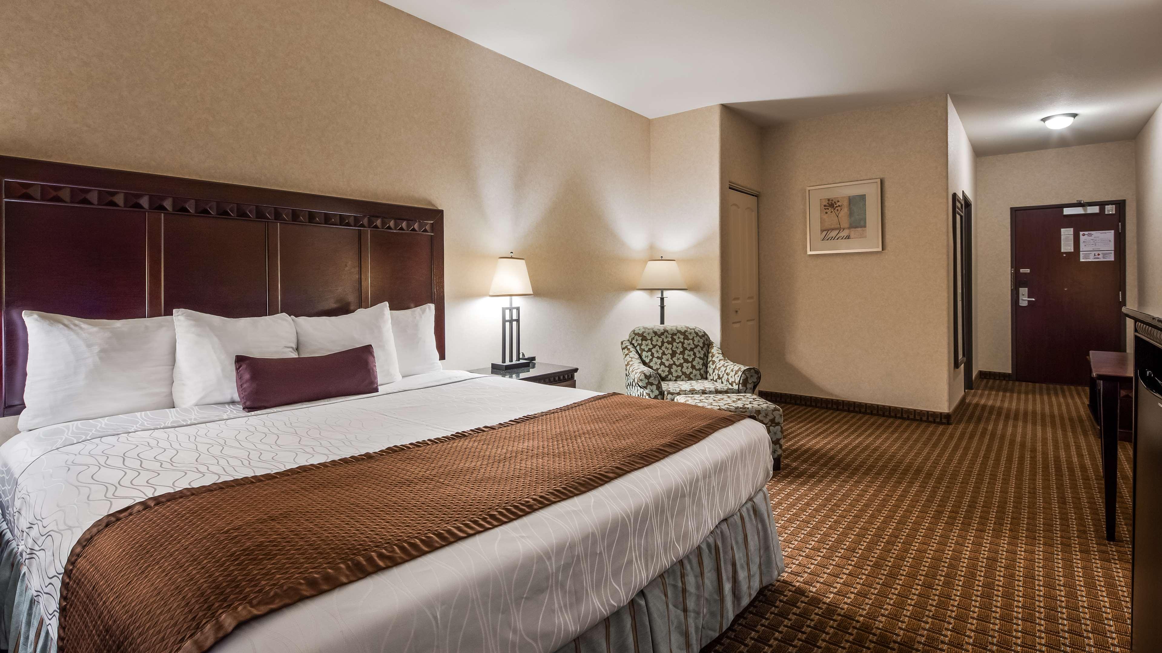 Room King Bed Non Smoking