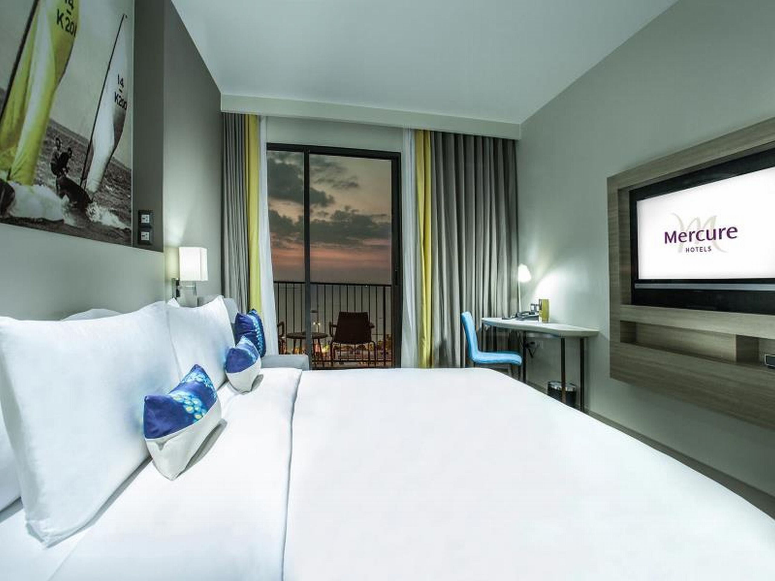 Twin Deluxe Ocean View