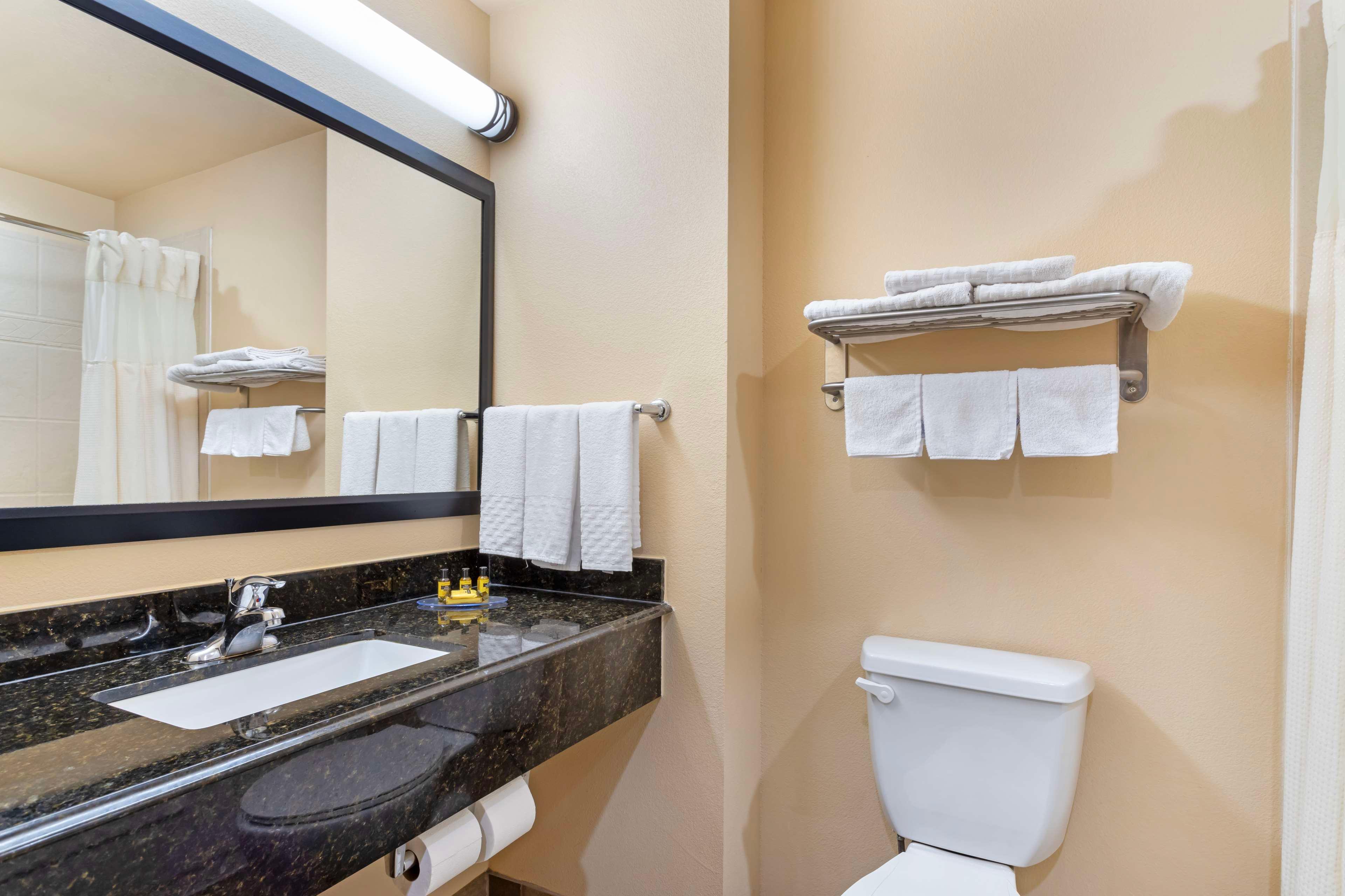 Suite Two Queen Beds