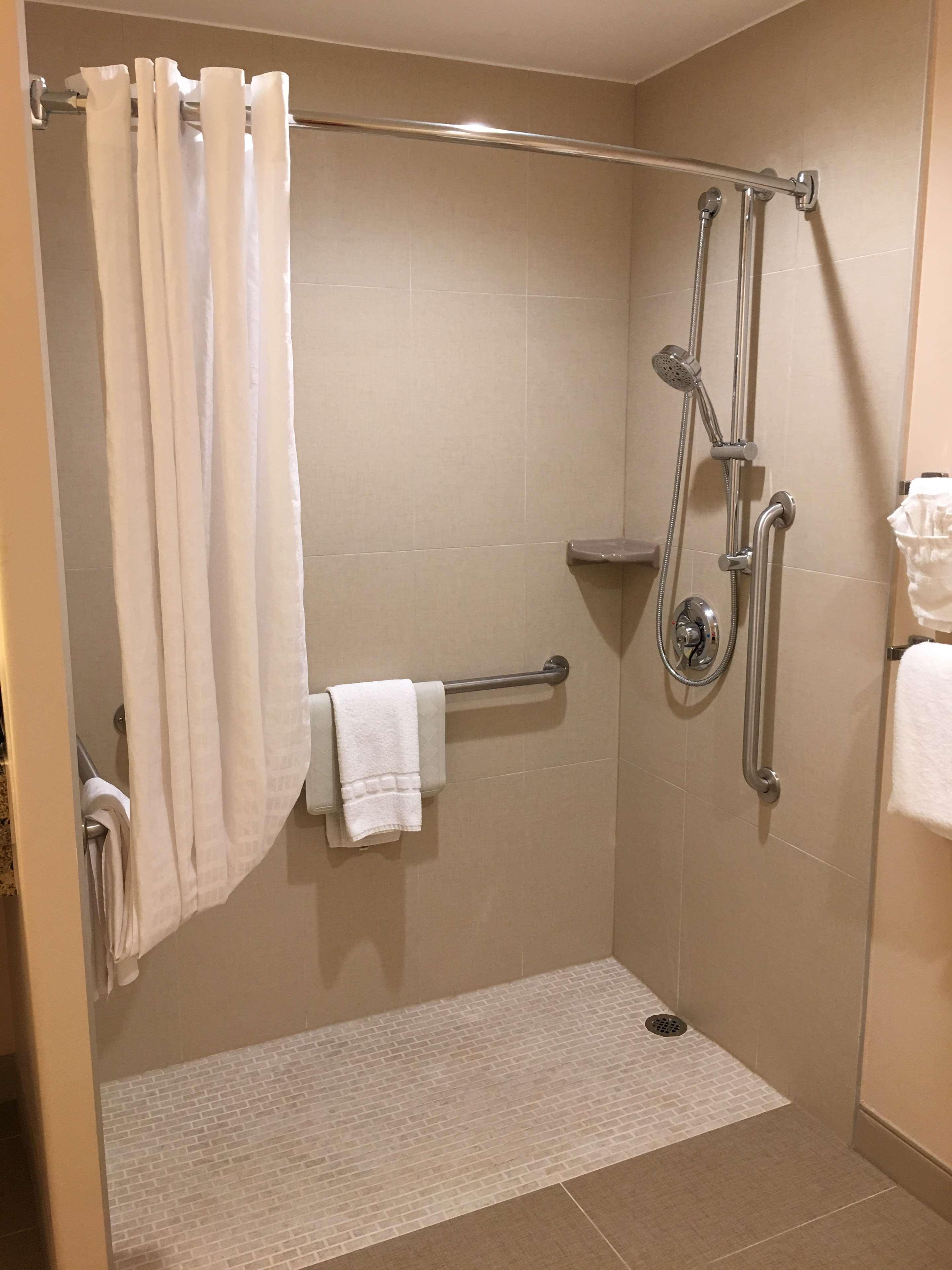 Room King Bed Non Smoking