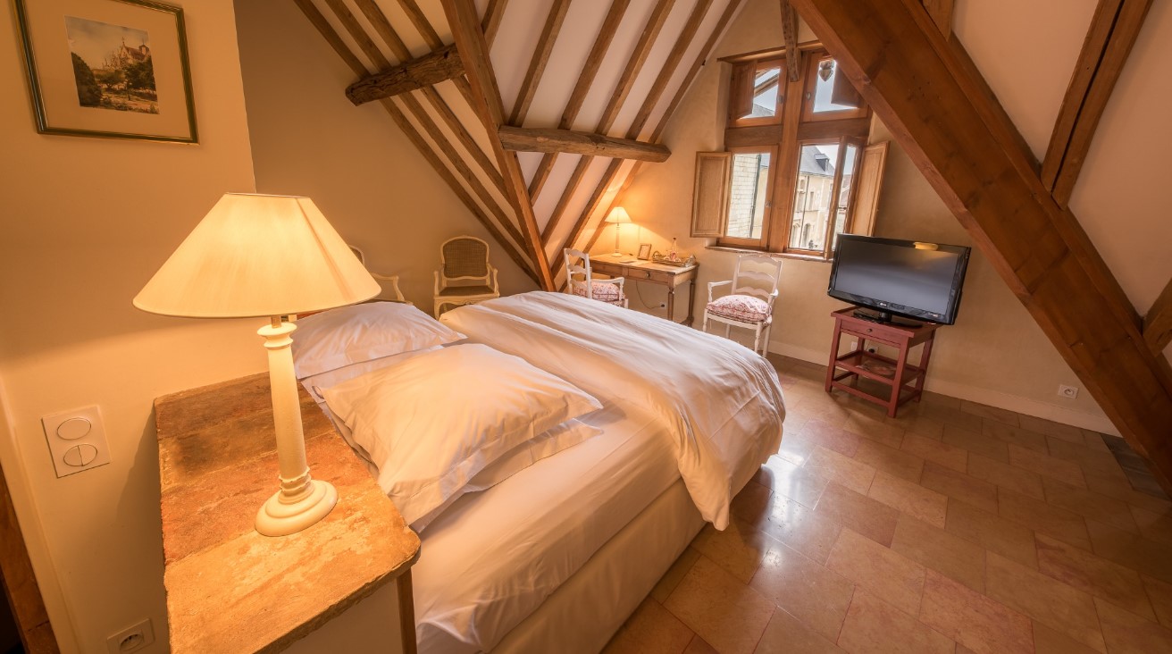 Double or Twin Deluxe