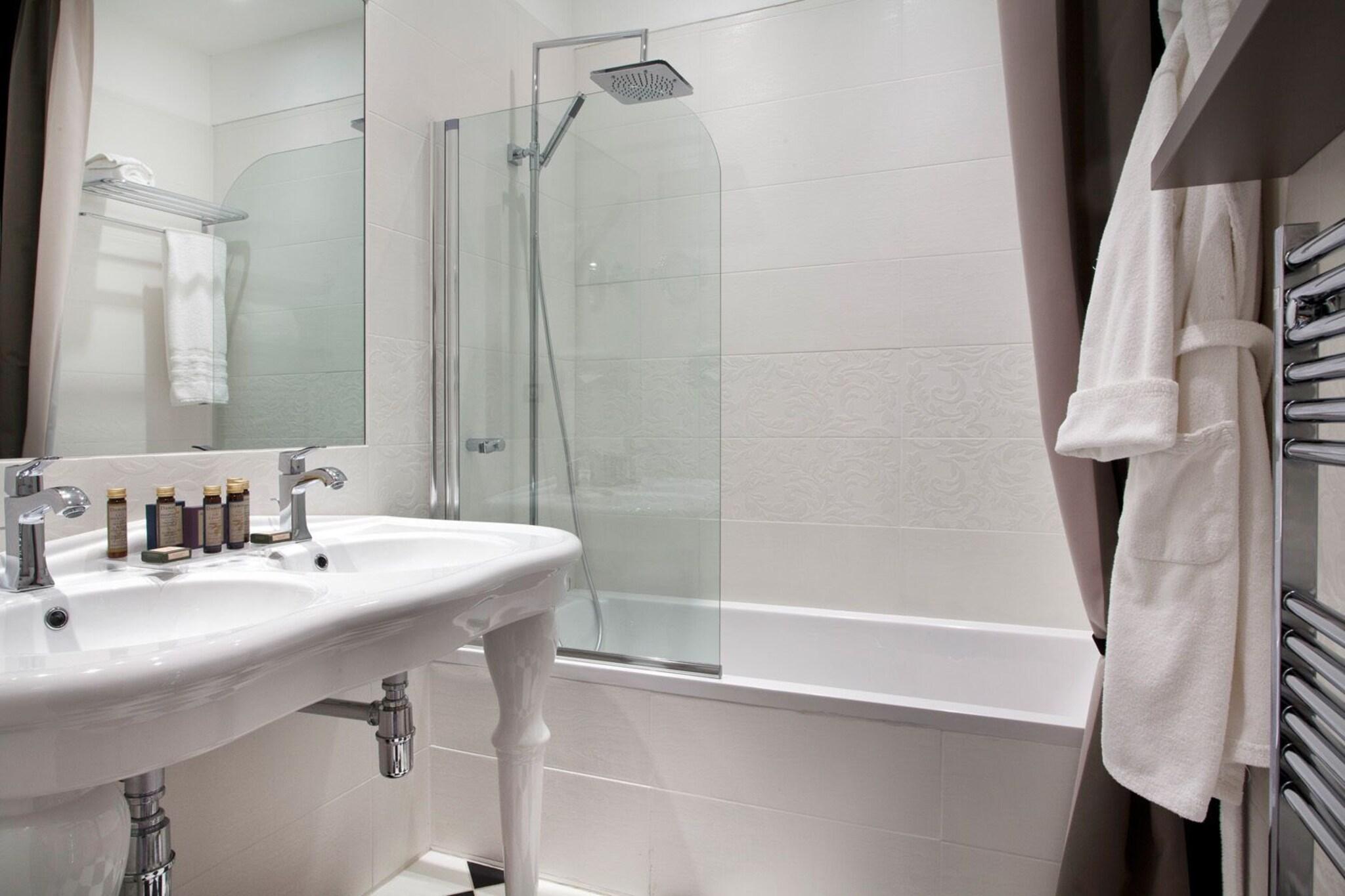 Double Deluxe with Terrace