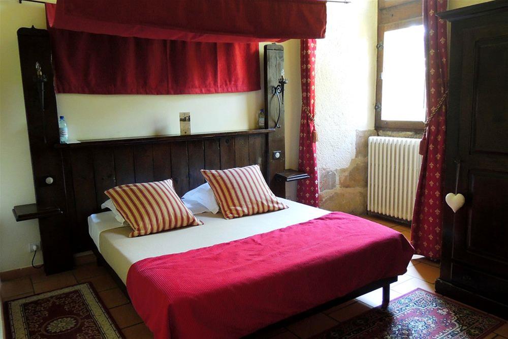 Double Queen Size Bed