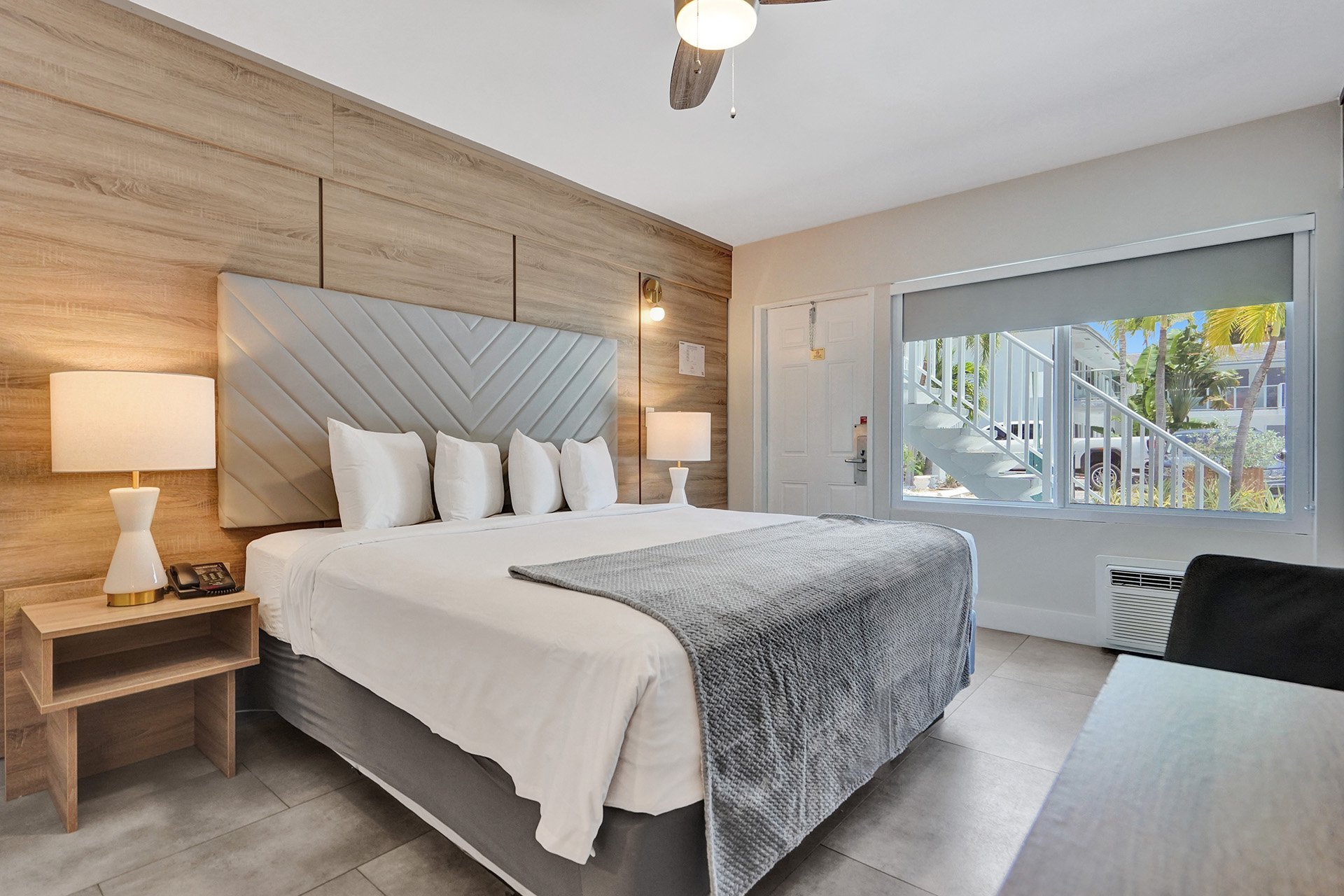 Room Premium King Bed