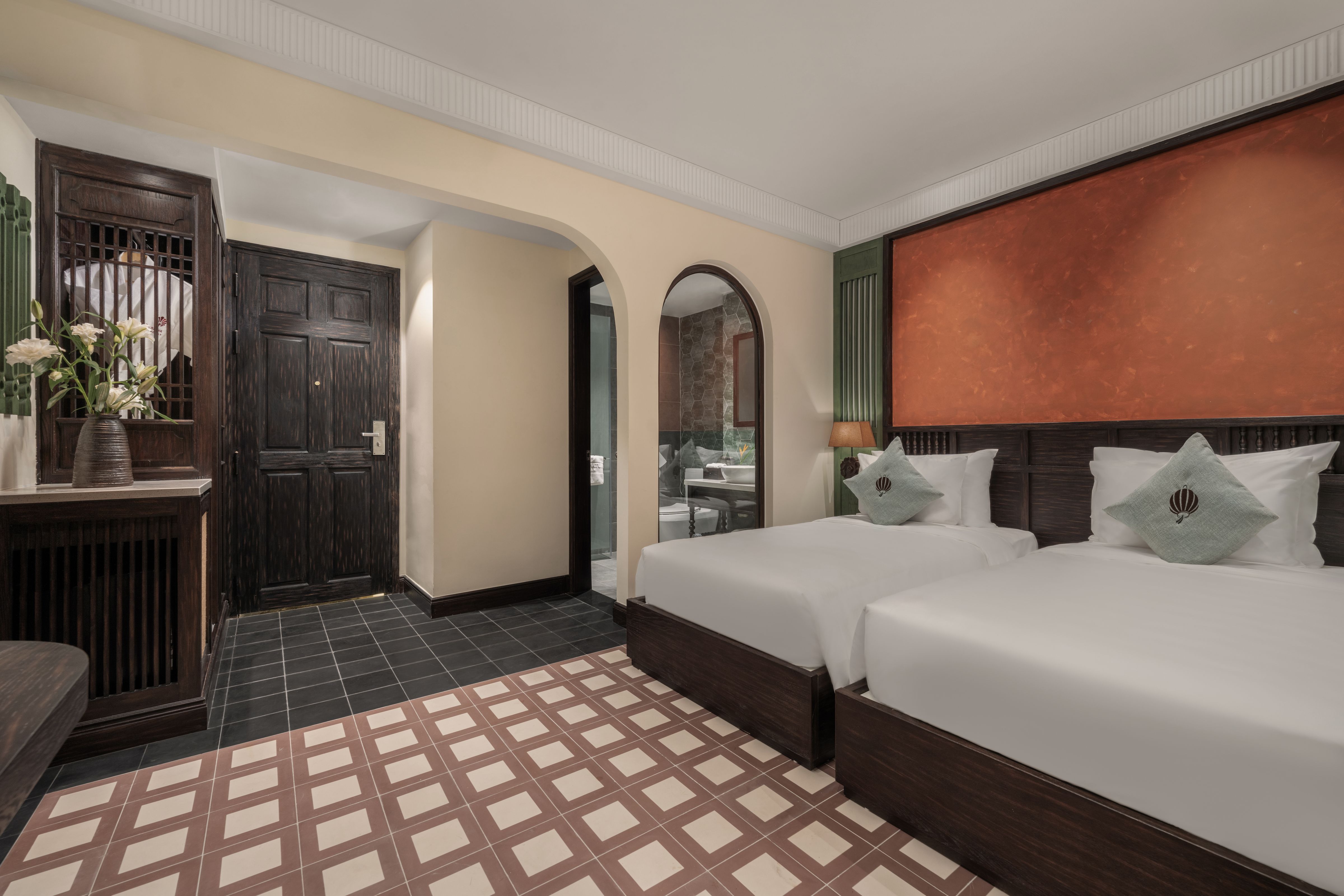 Room Connecting Room