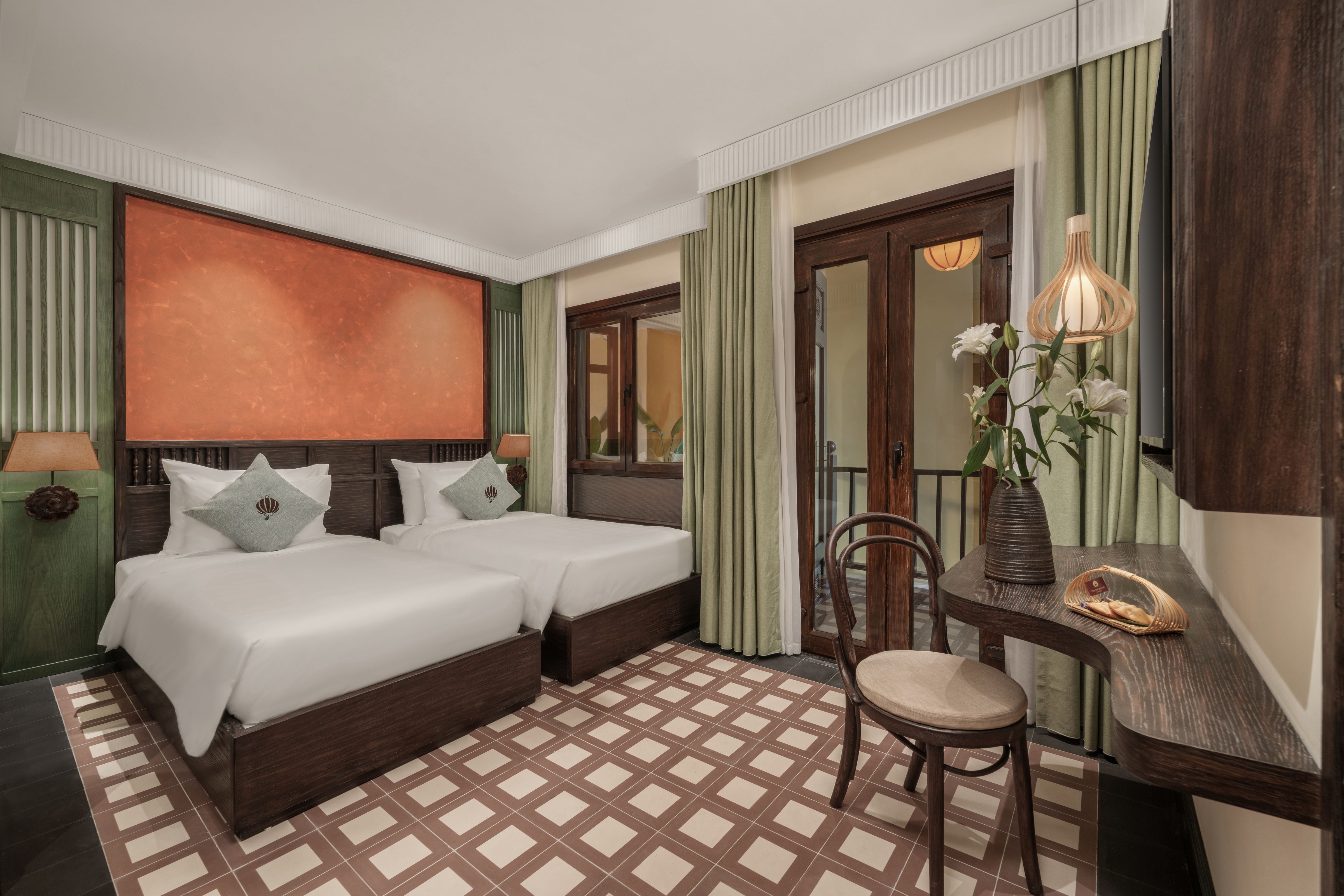 Room Connecting Room