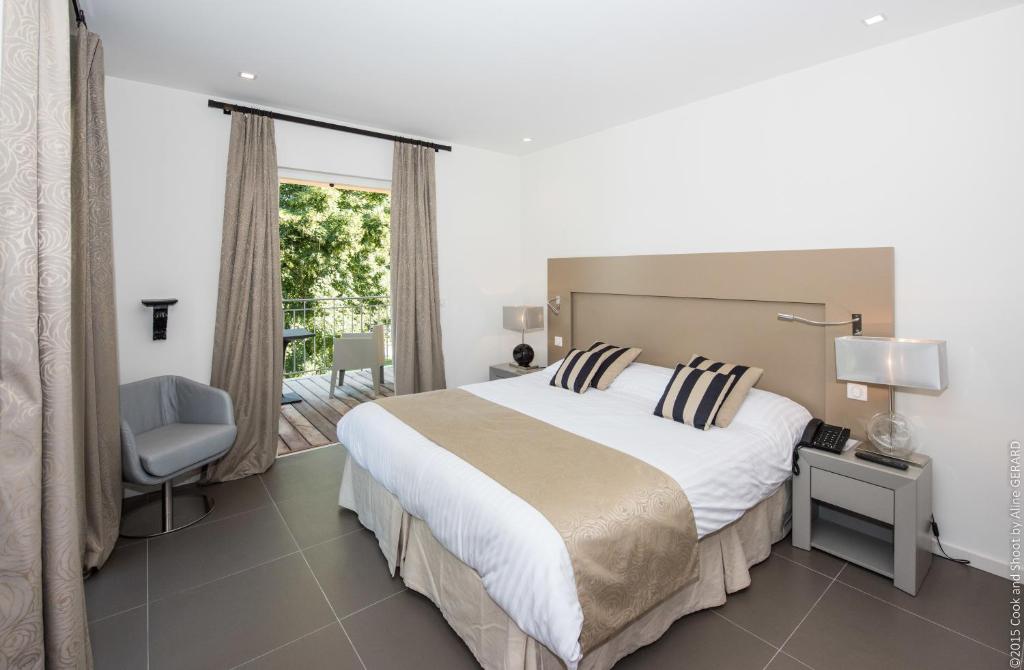 Double Deluxe with Terrace