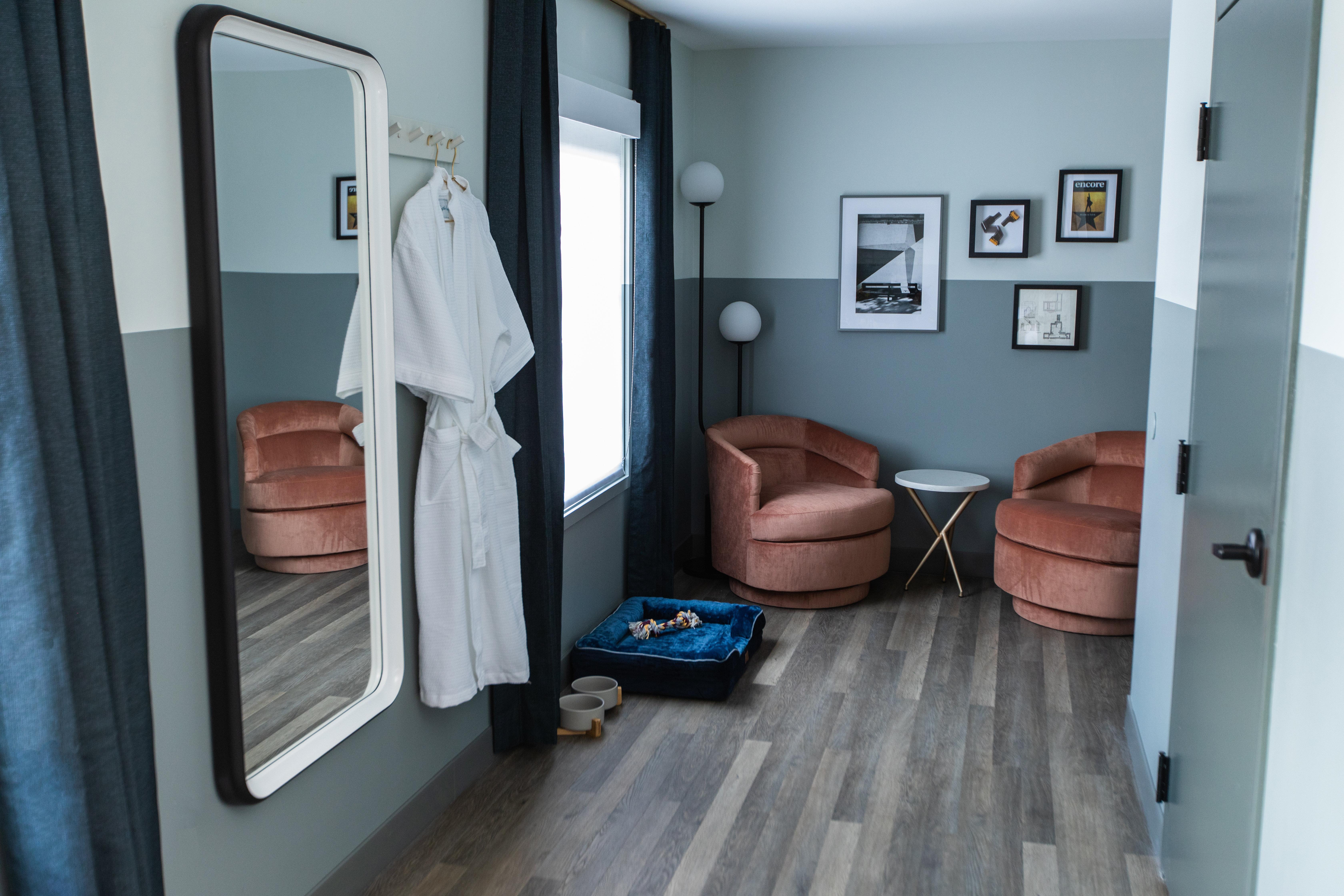 Suite Two Queen Beds