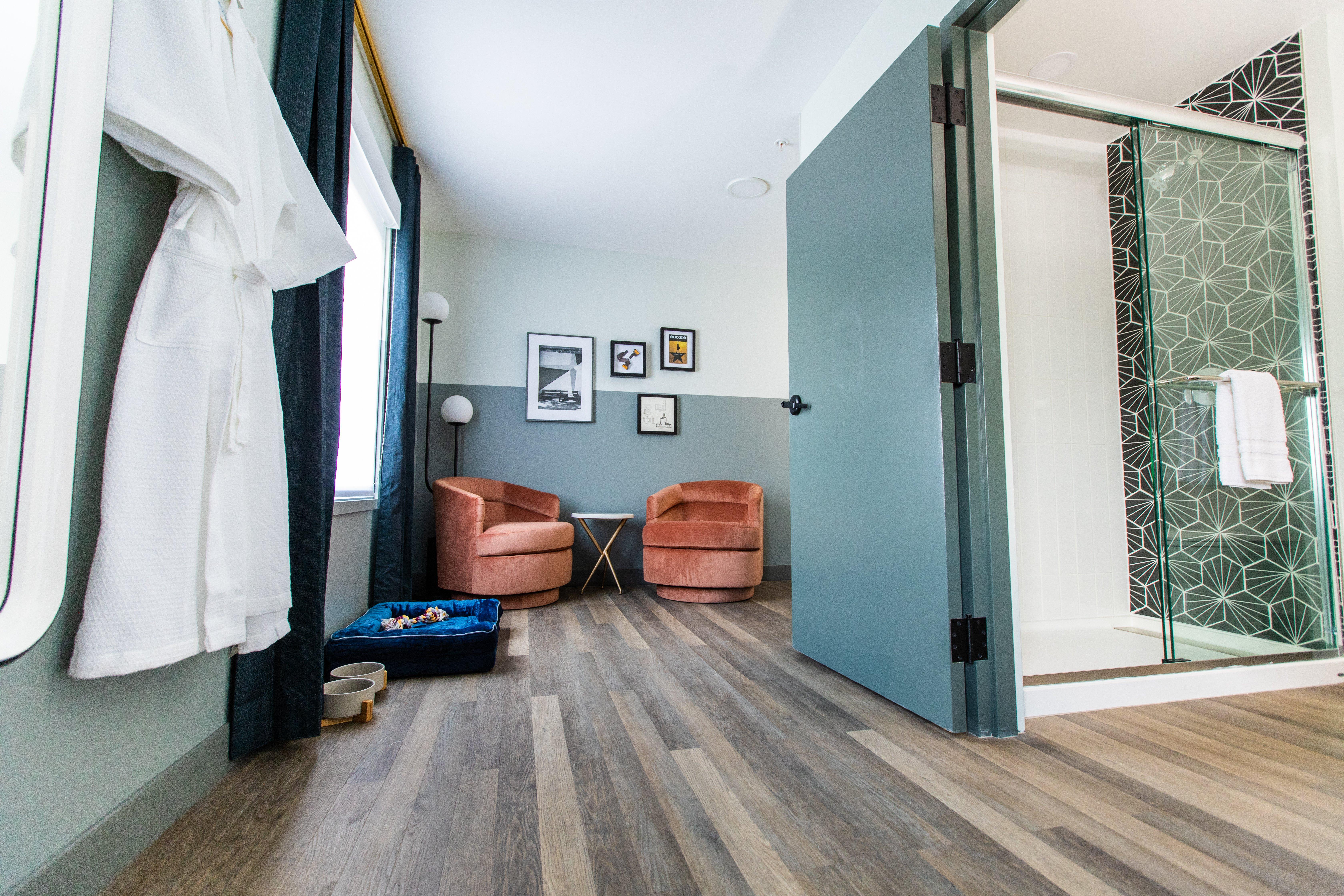 Suite Two Queen Beds