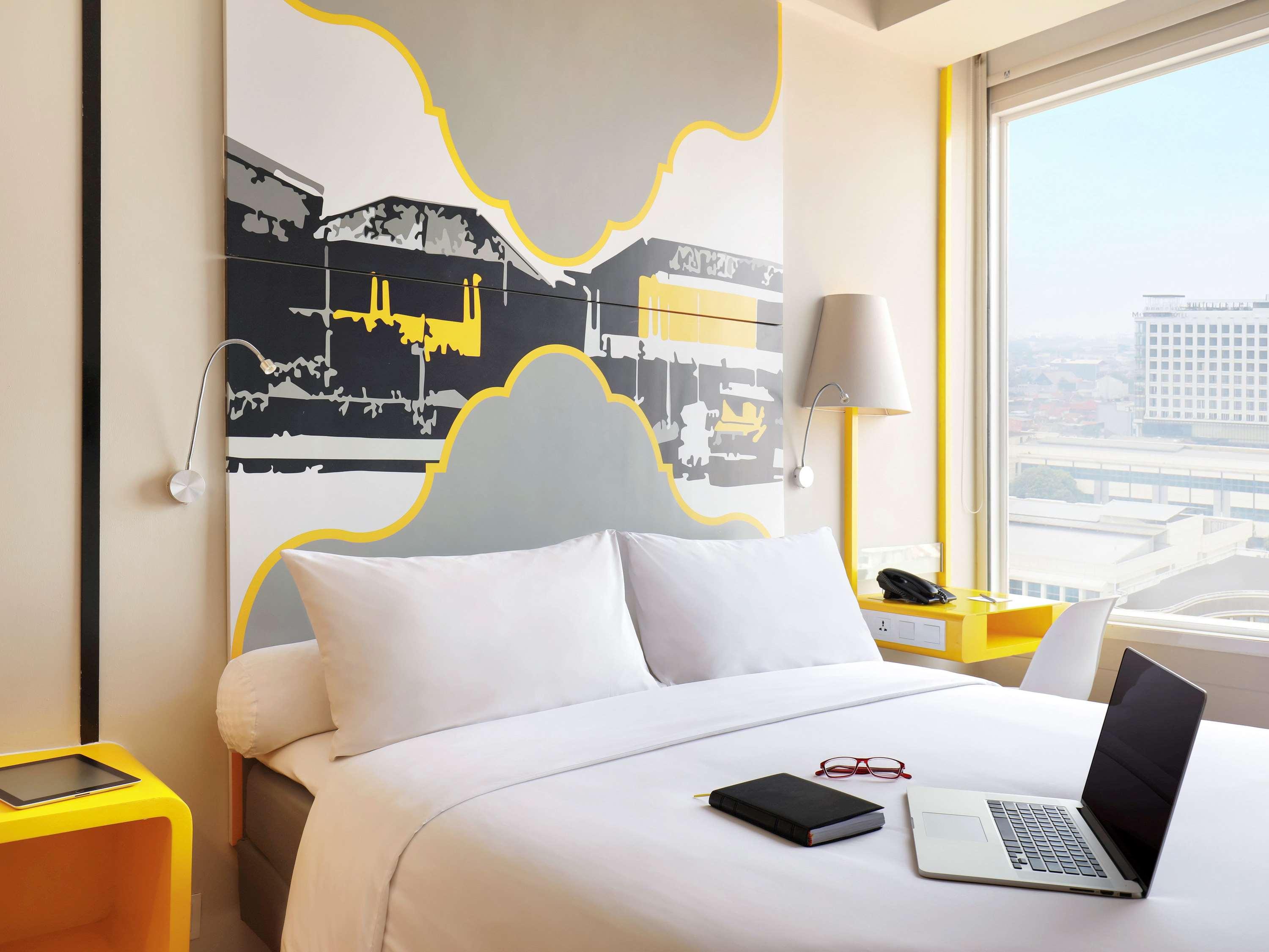 Double Queen Size Bed