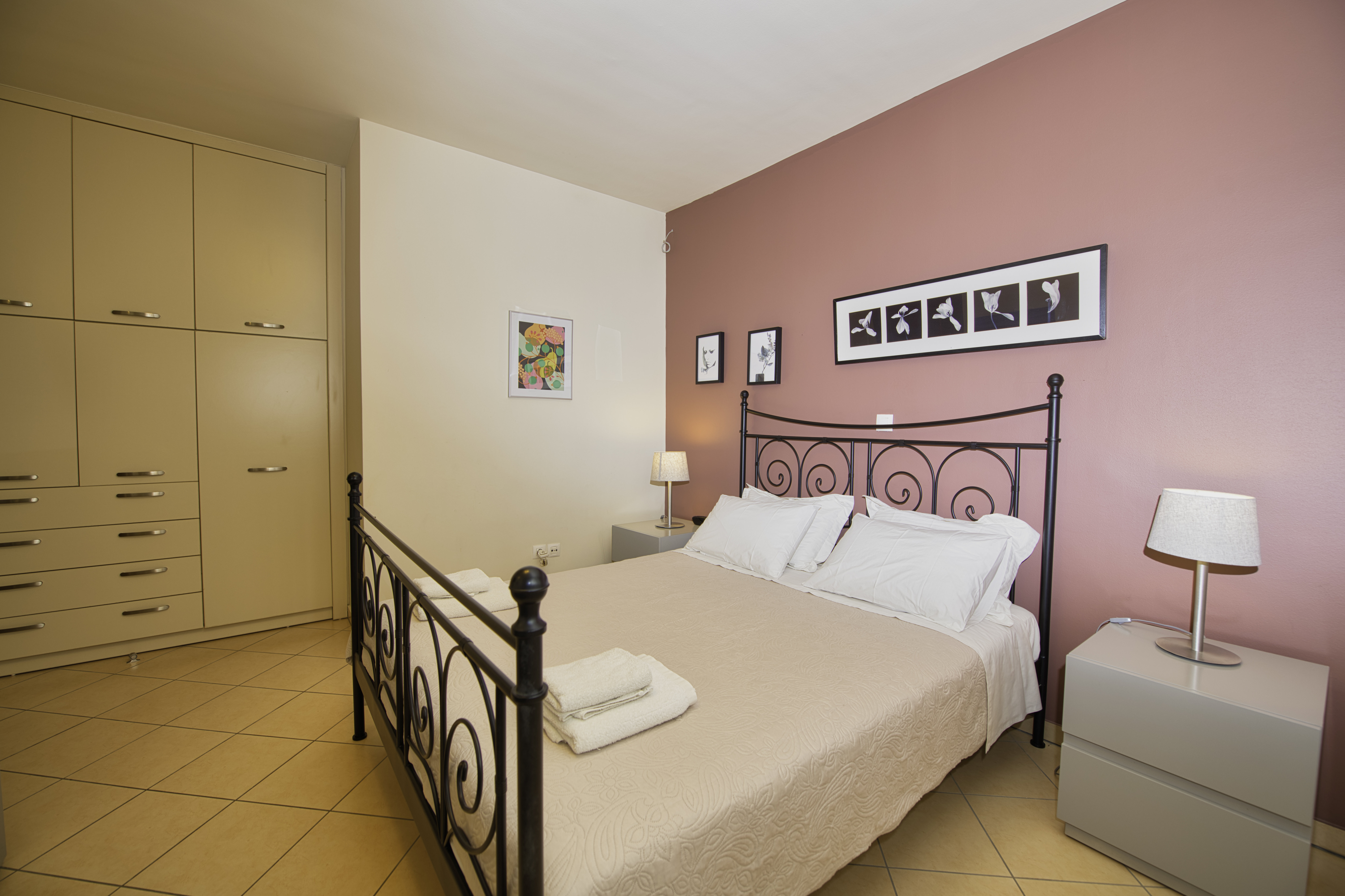 Family Room Capacity 4