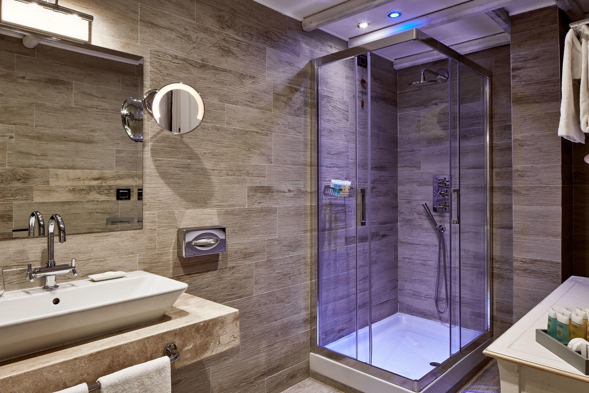 Double Superior Sea Front