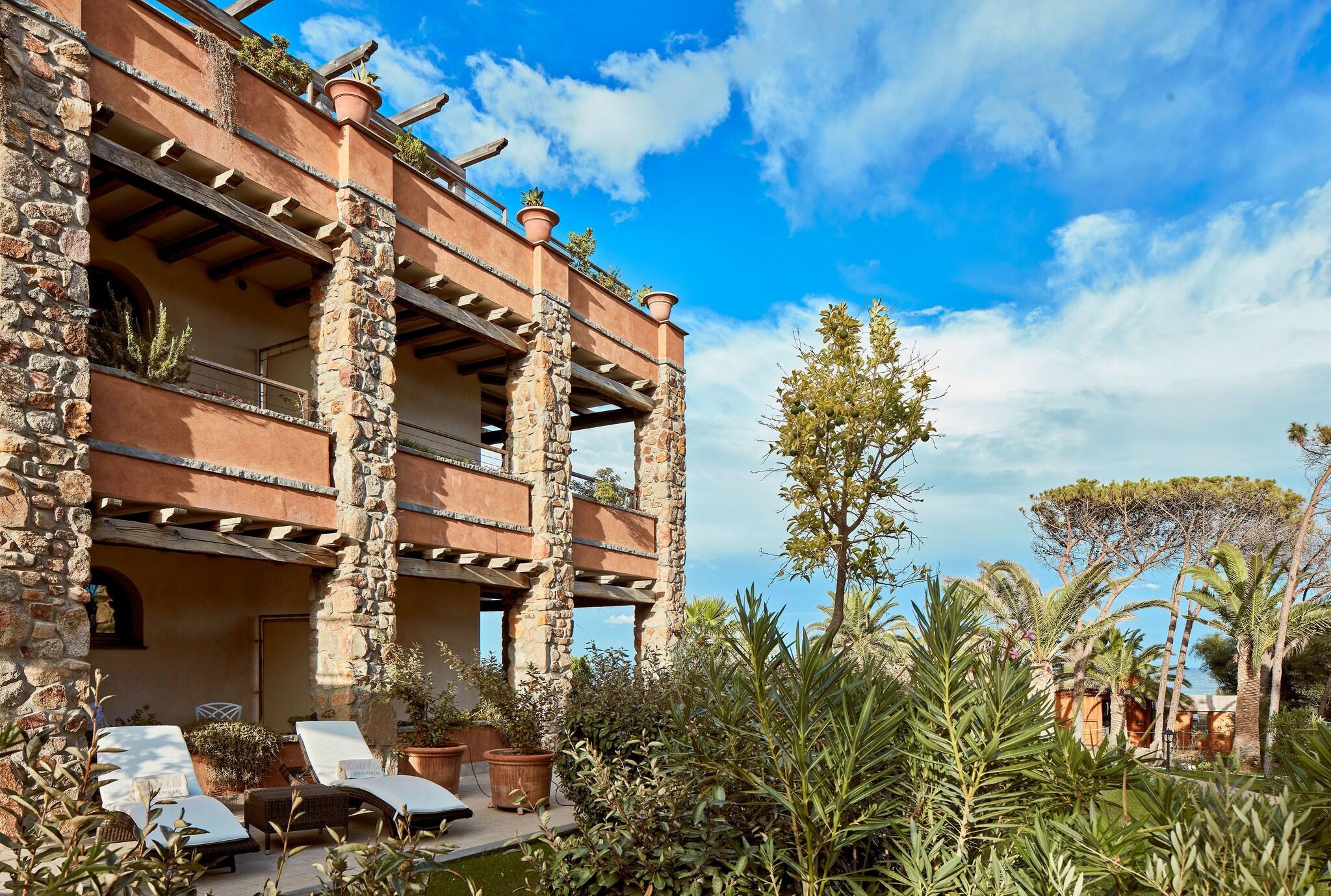 Double Superior Queen Bed