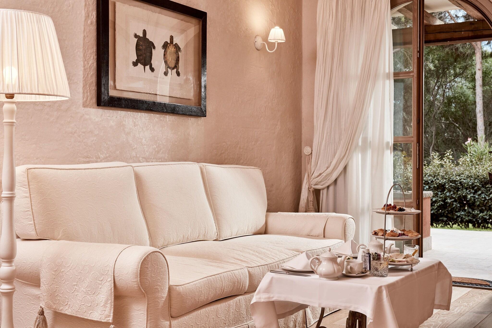 Junior Suite King Size Bed