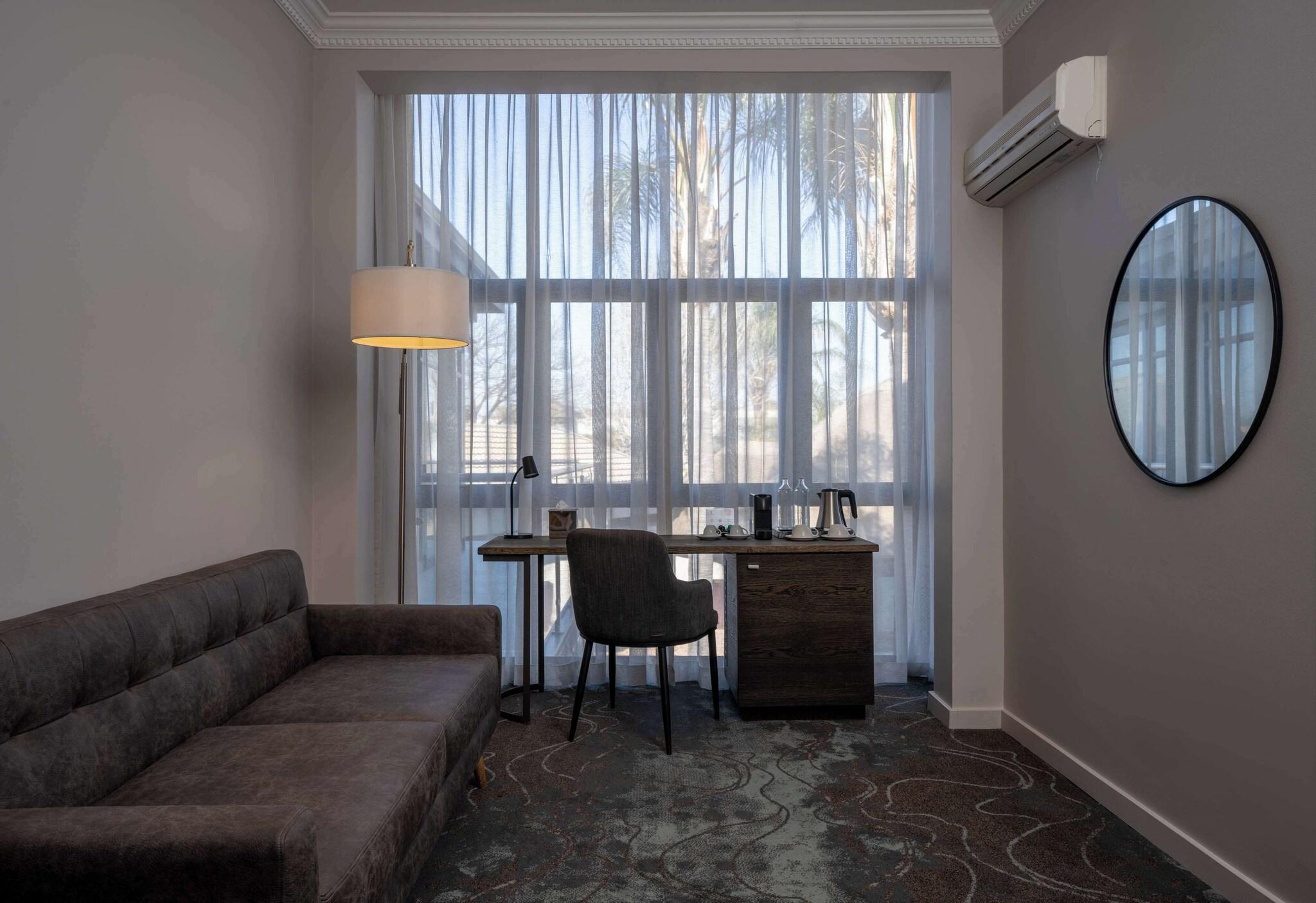 Junior Suite King Size Bed