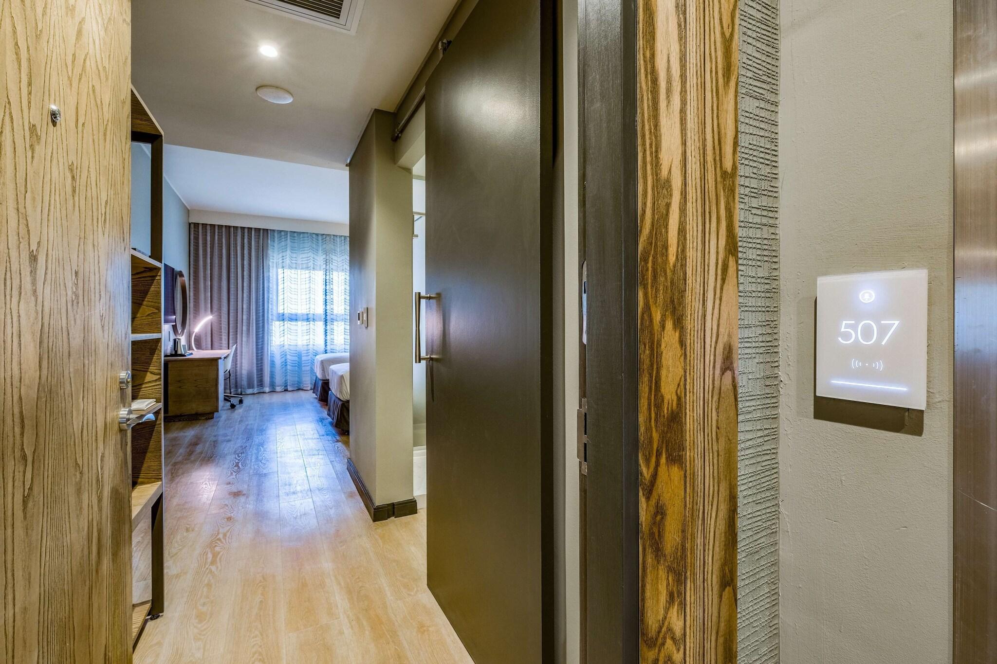 Double Pool View King Bed