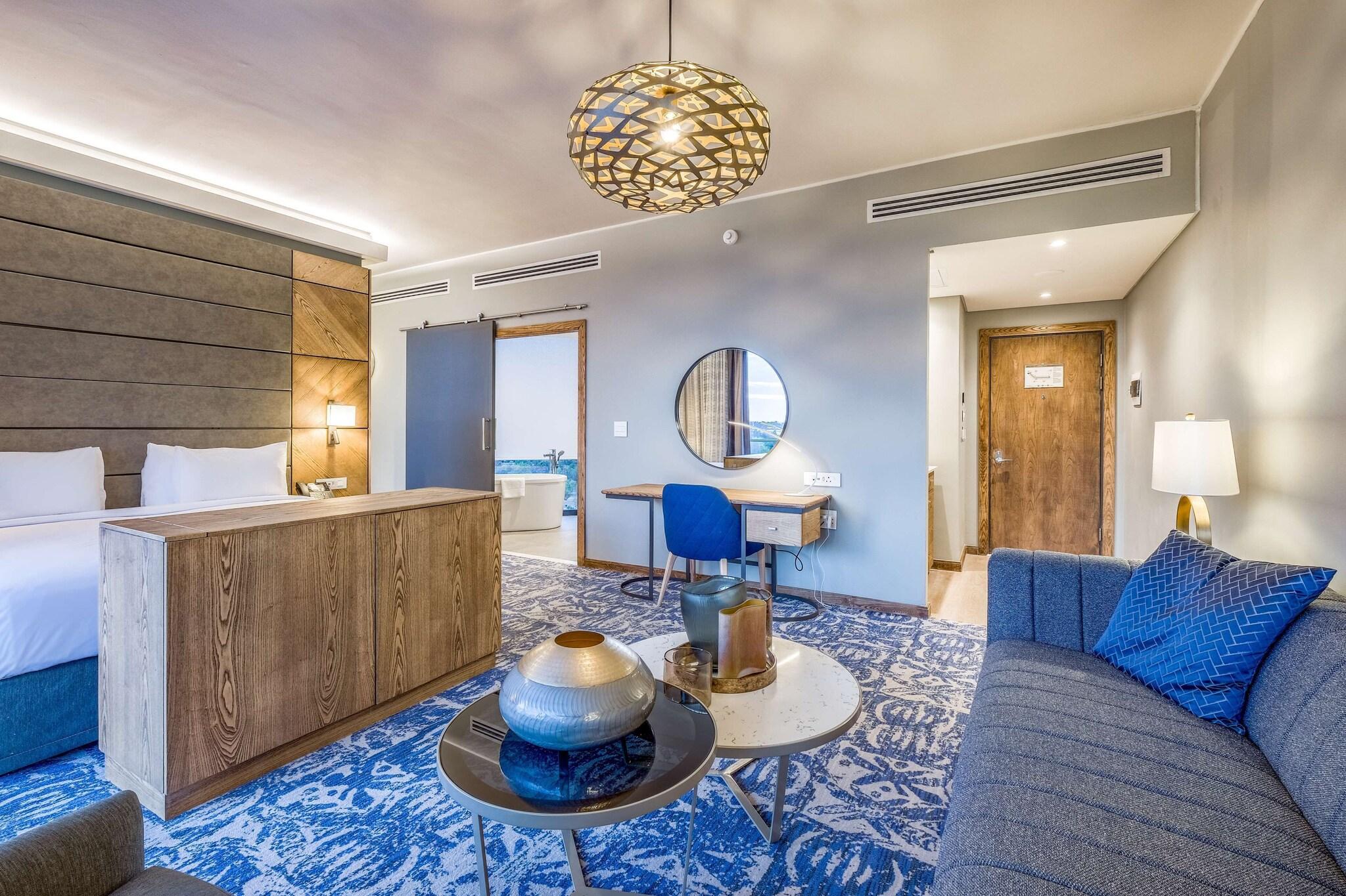 Junior Suite King Size Bed