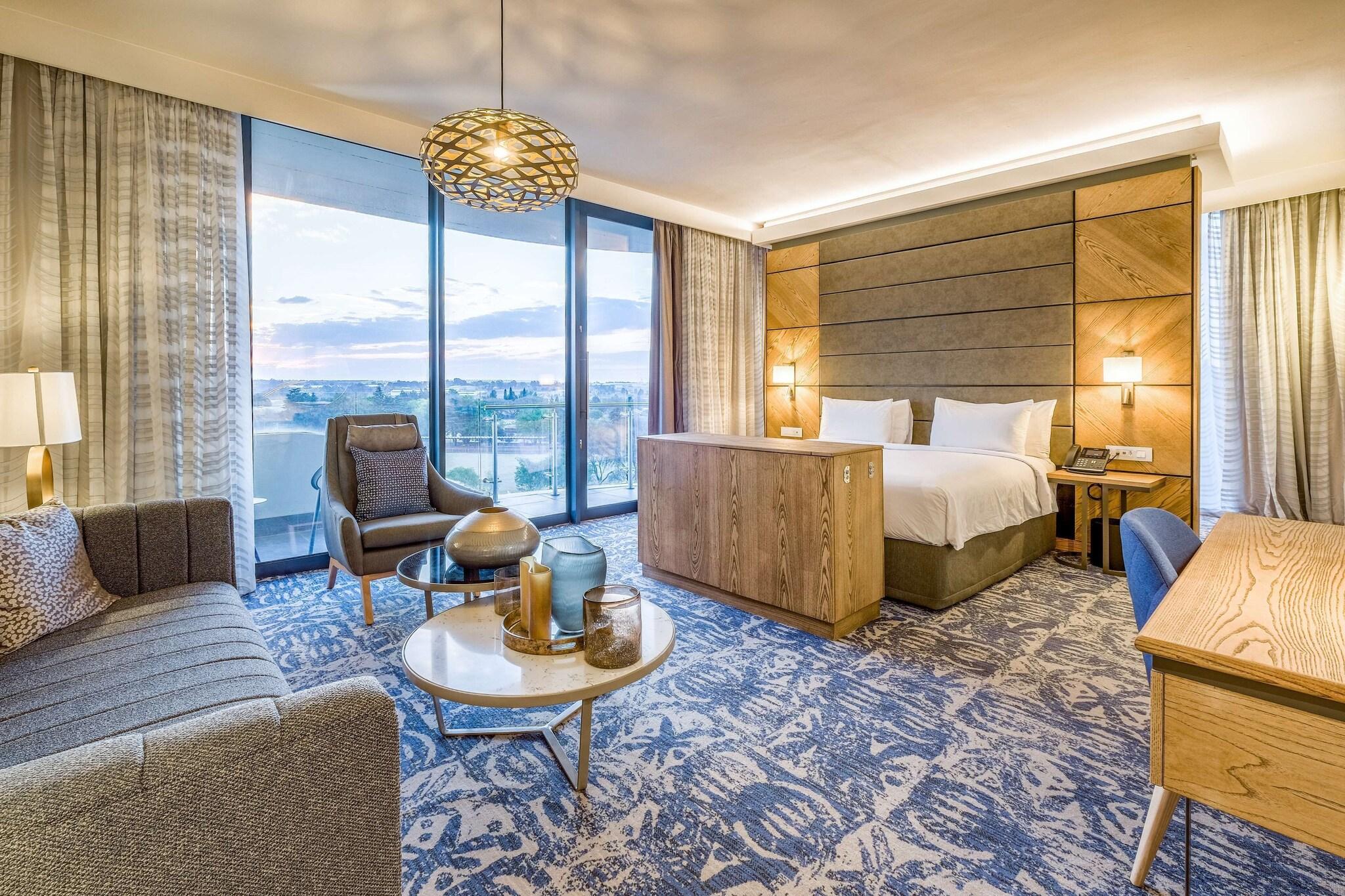 Junior Suite King Size Bed