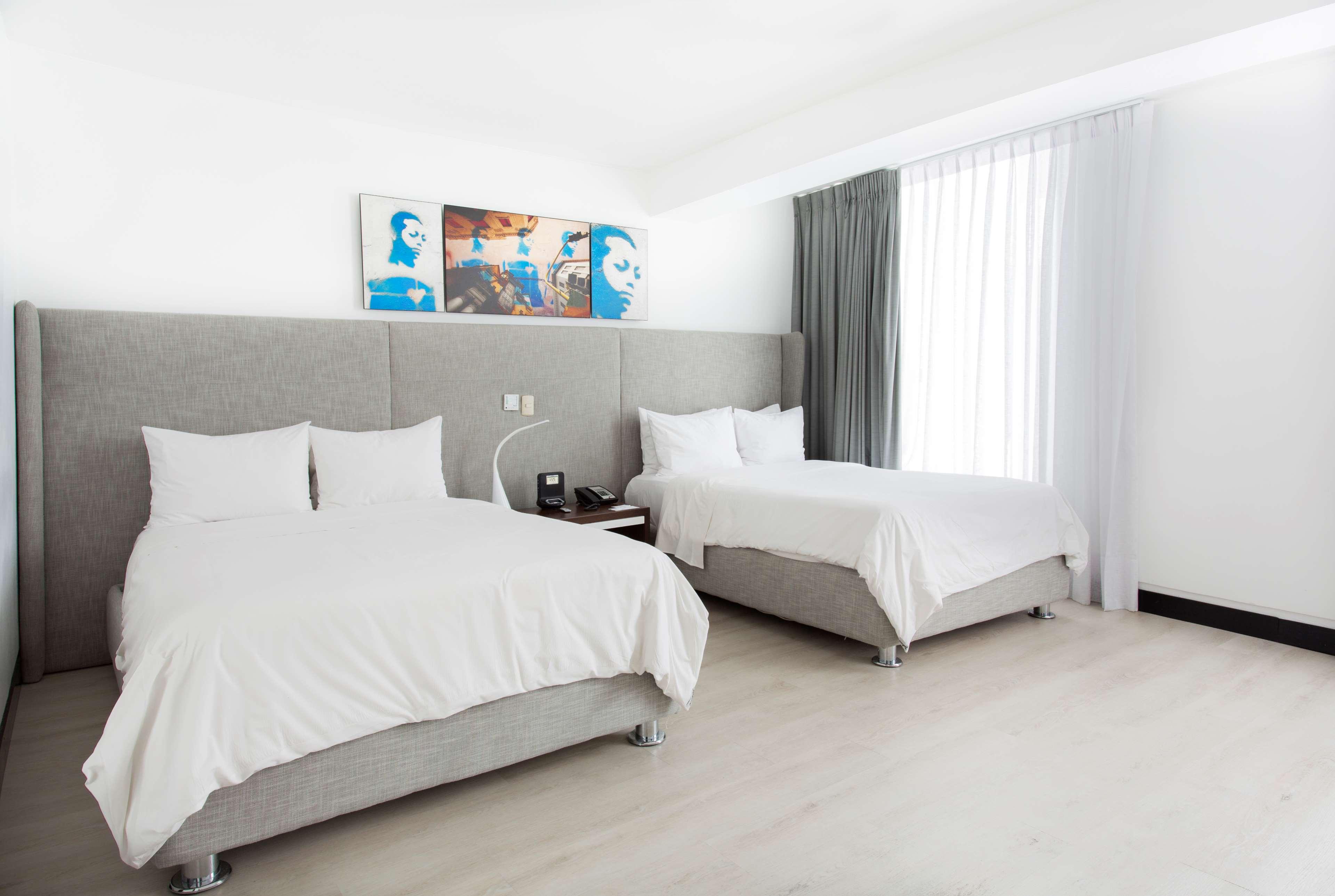 Suite Two Double Beds Non Smoking