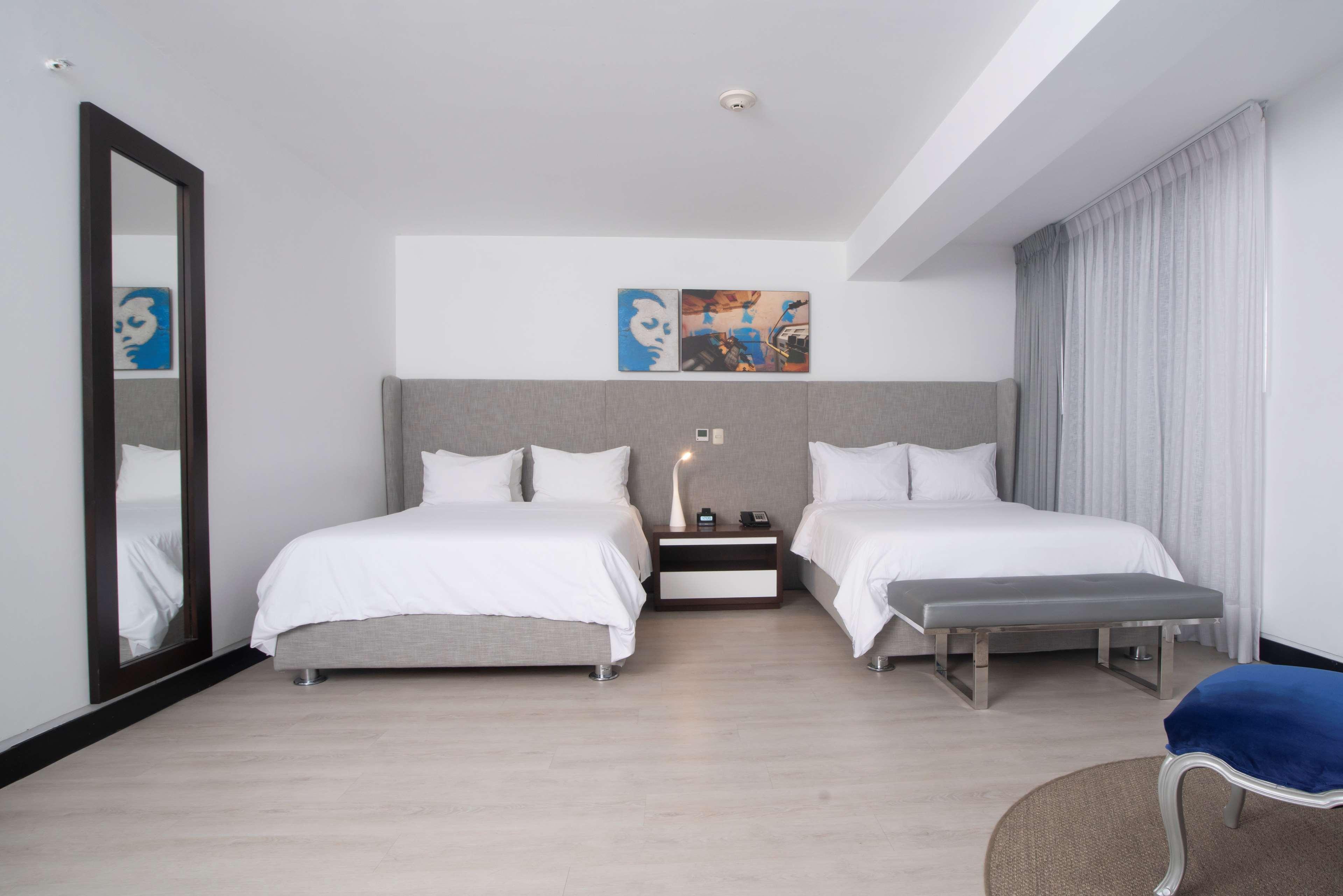 Suite Two Double Beds Non Smoking