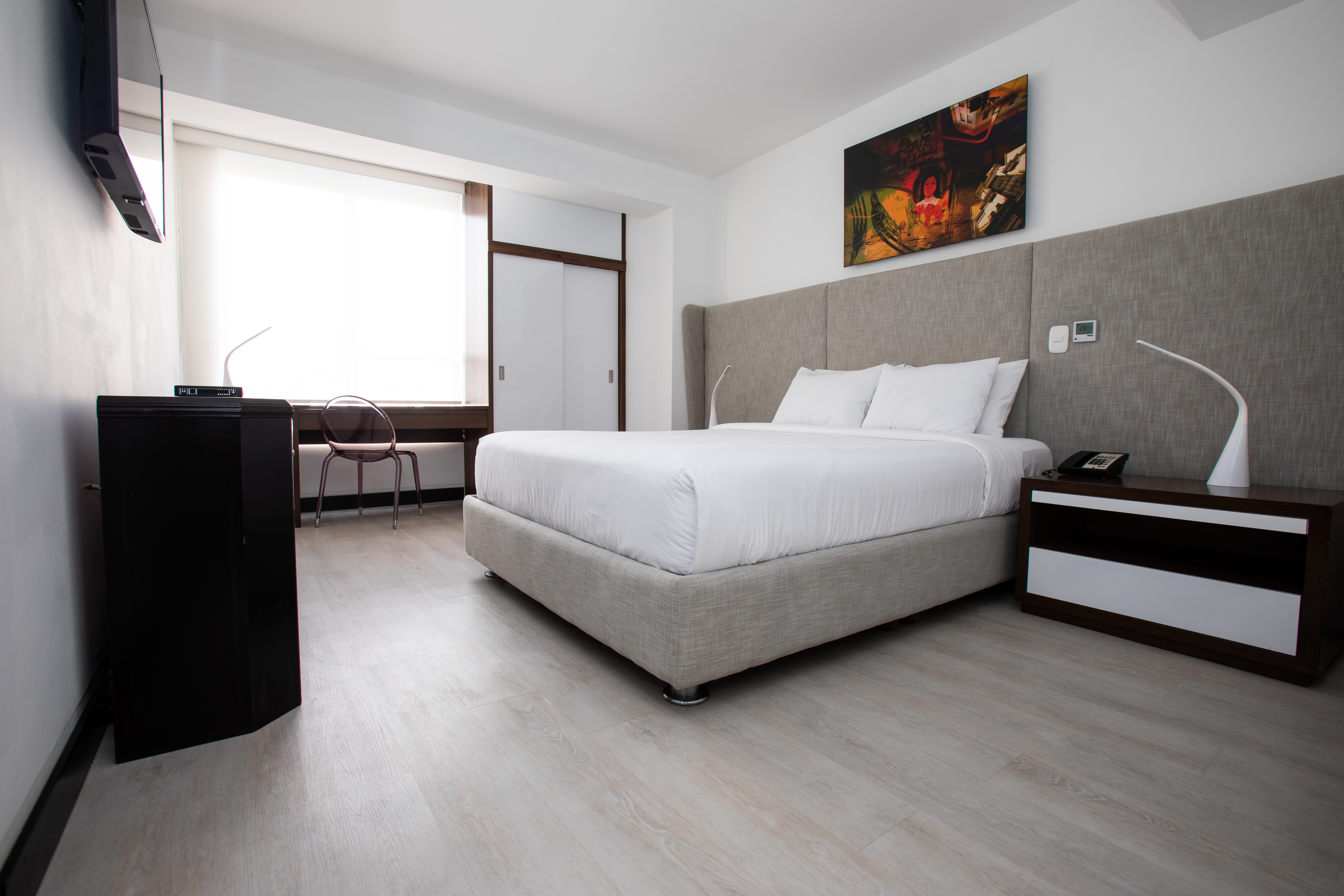 Double Deluxe Queen Bed