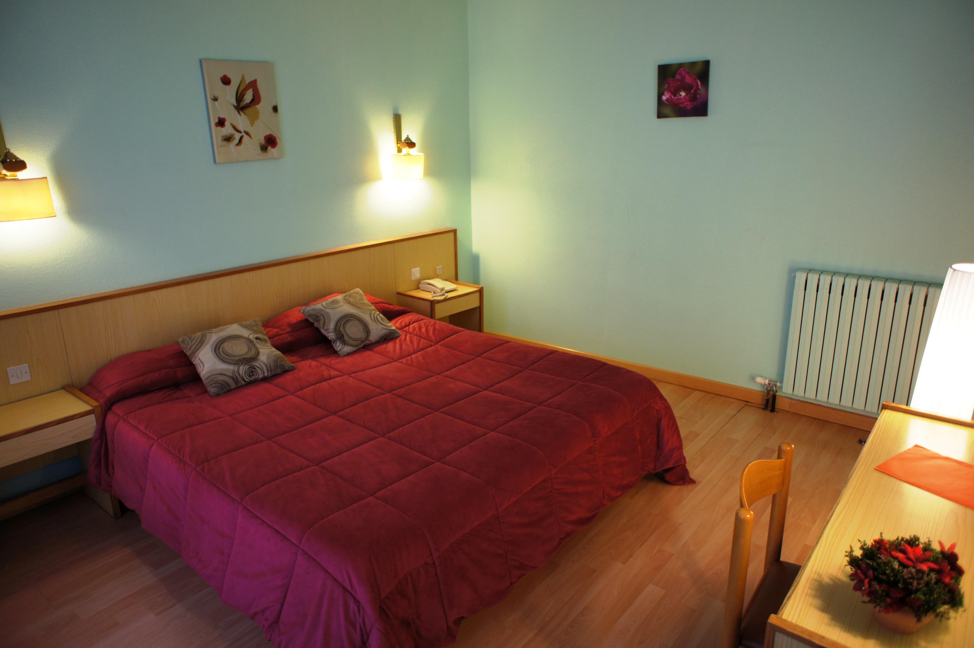 Double or Twin Standard