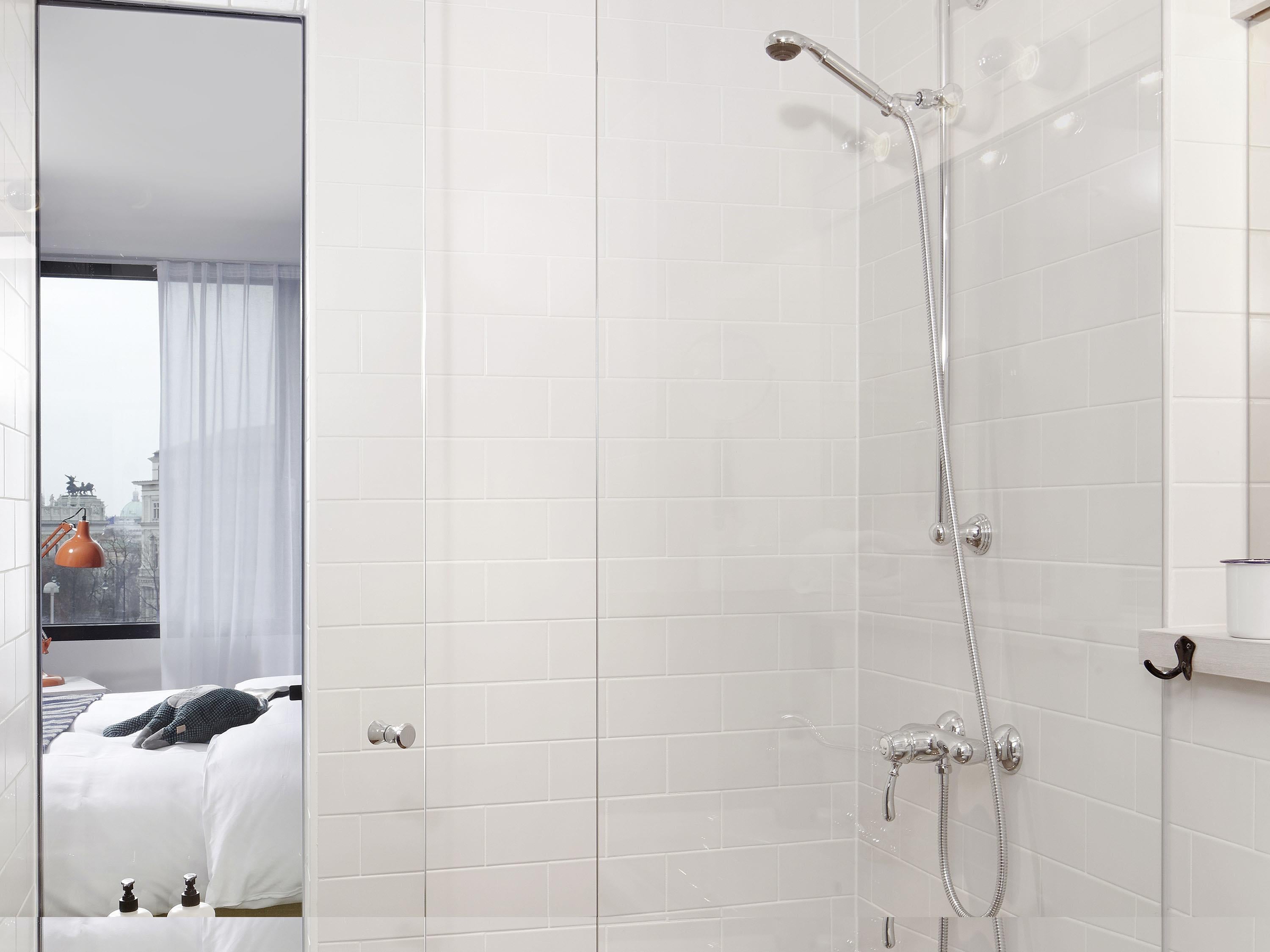 Double Queen Size Bed