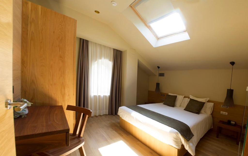 Apartment Deluxe Lake View