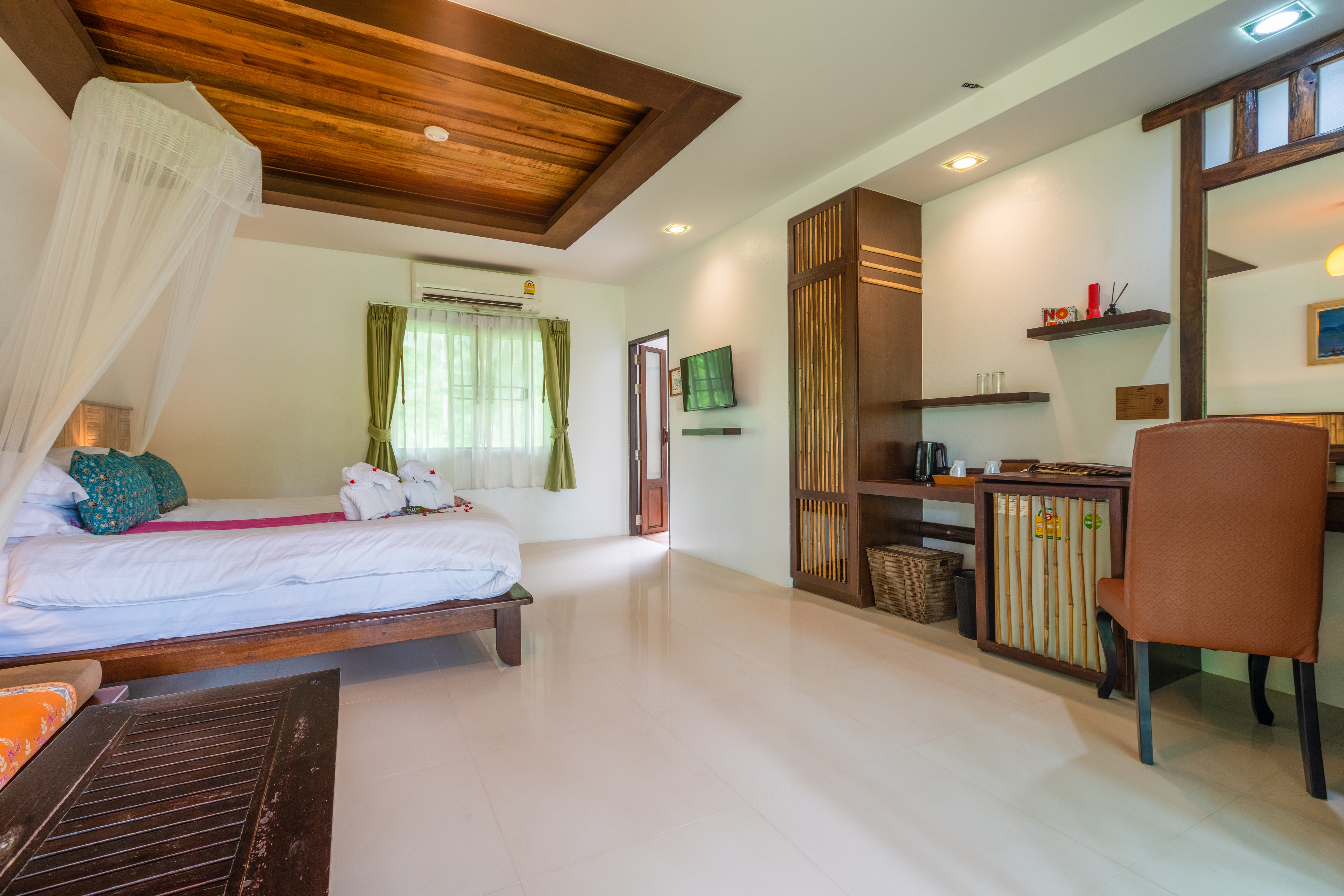 Double Deluxe Mountain View