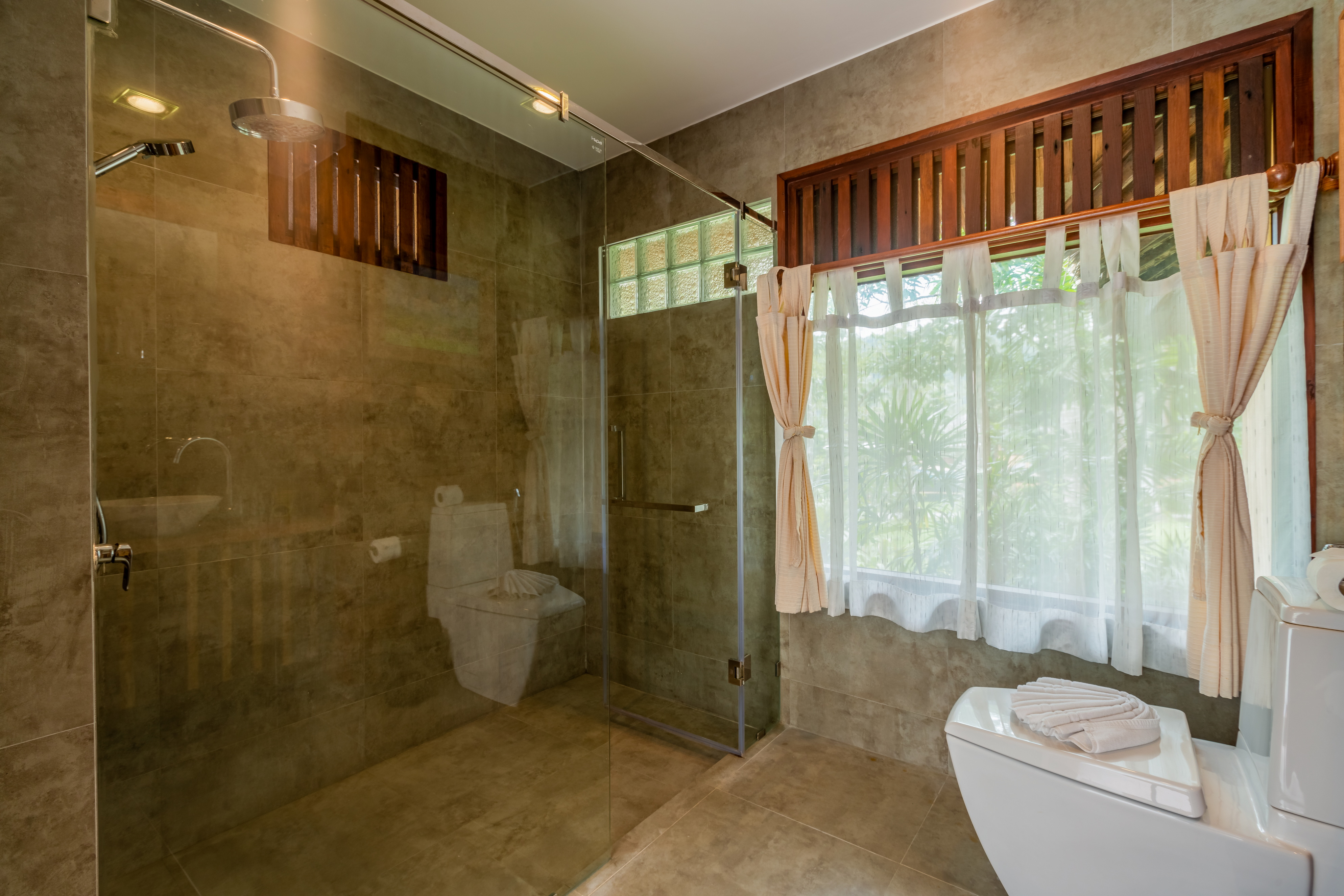 Double Deluxe Mountain View