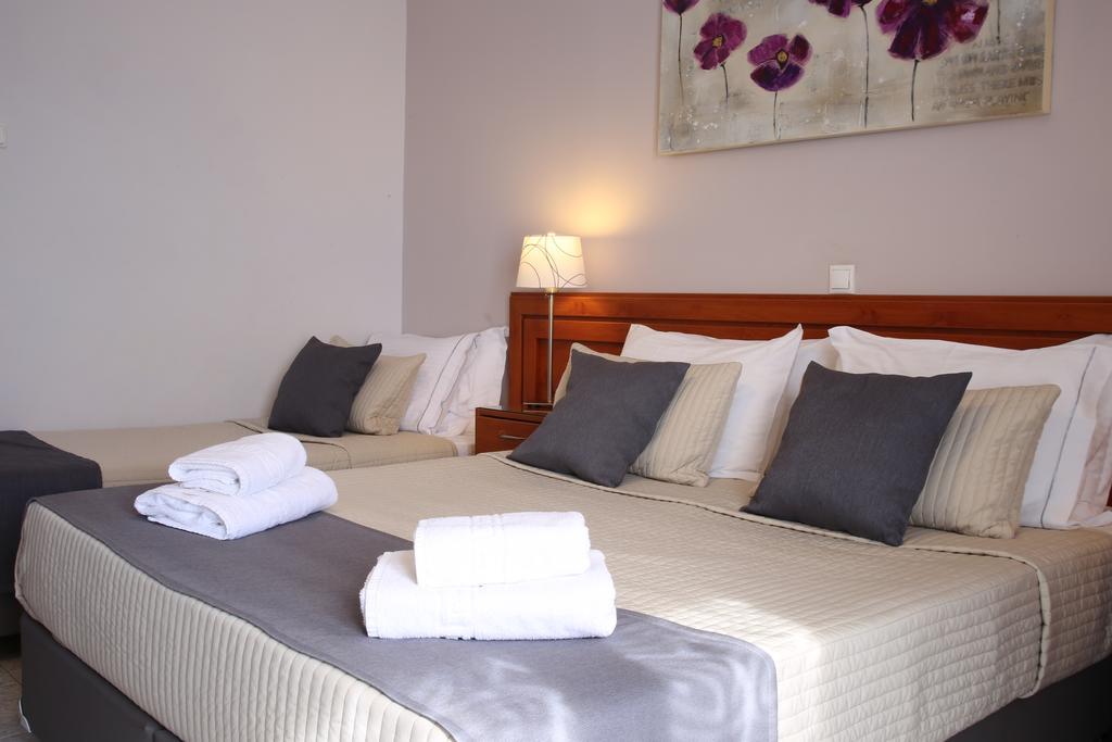 Family Room Garden View