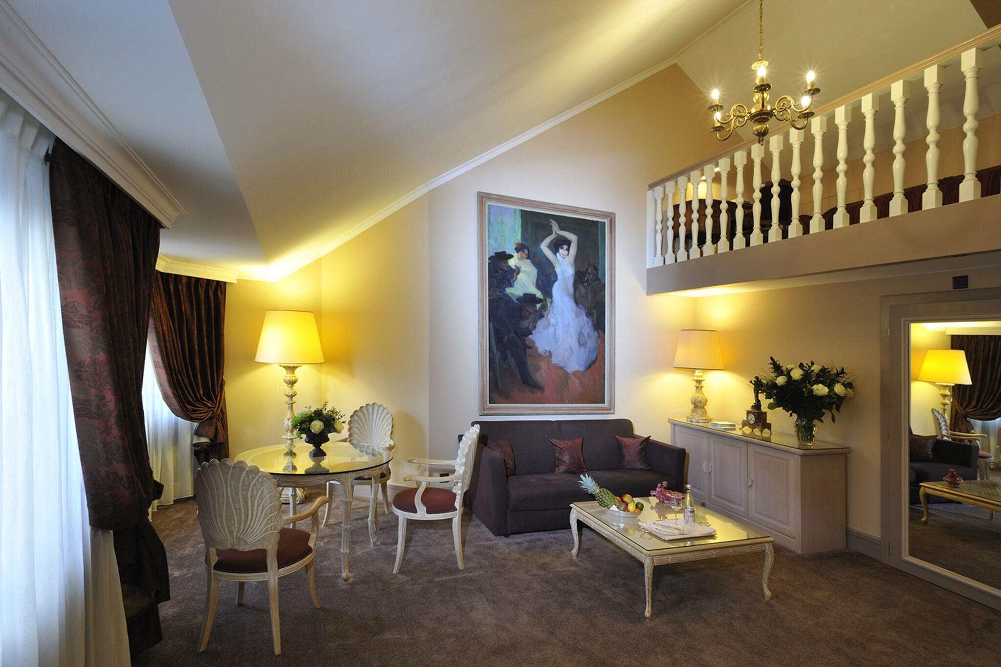 Double Duplex Superior