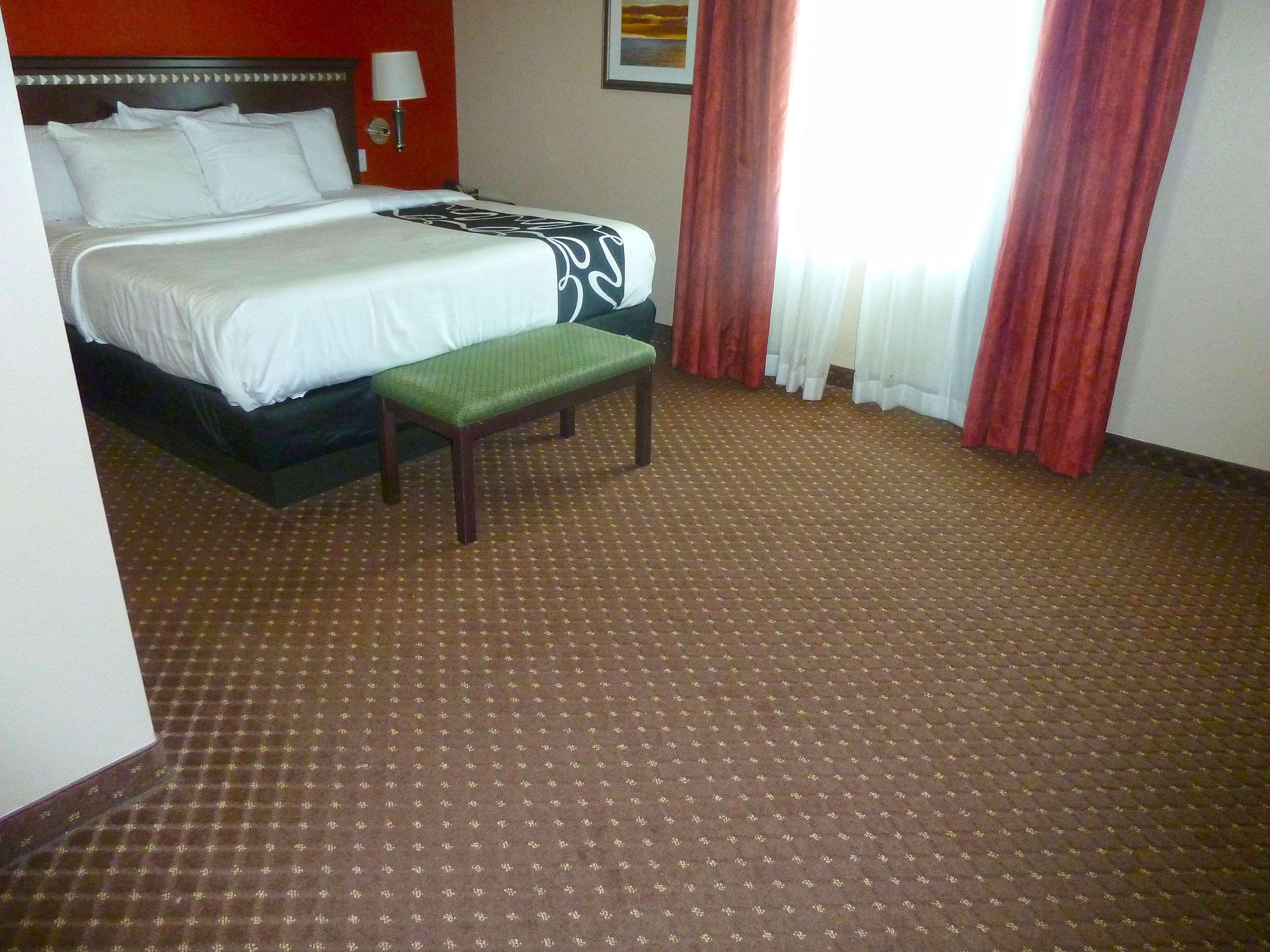 Double King Bed Non Smoking