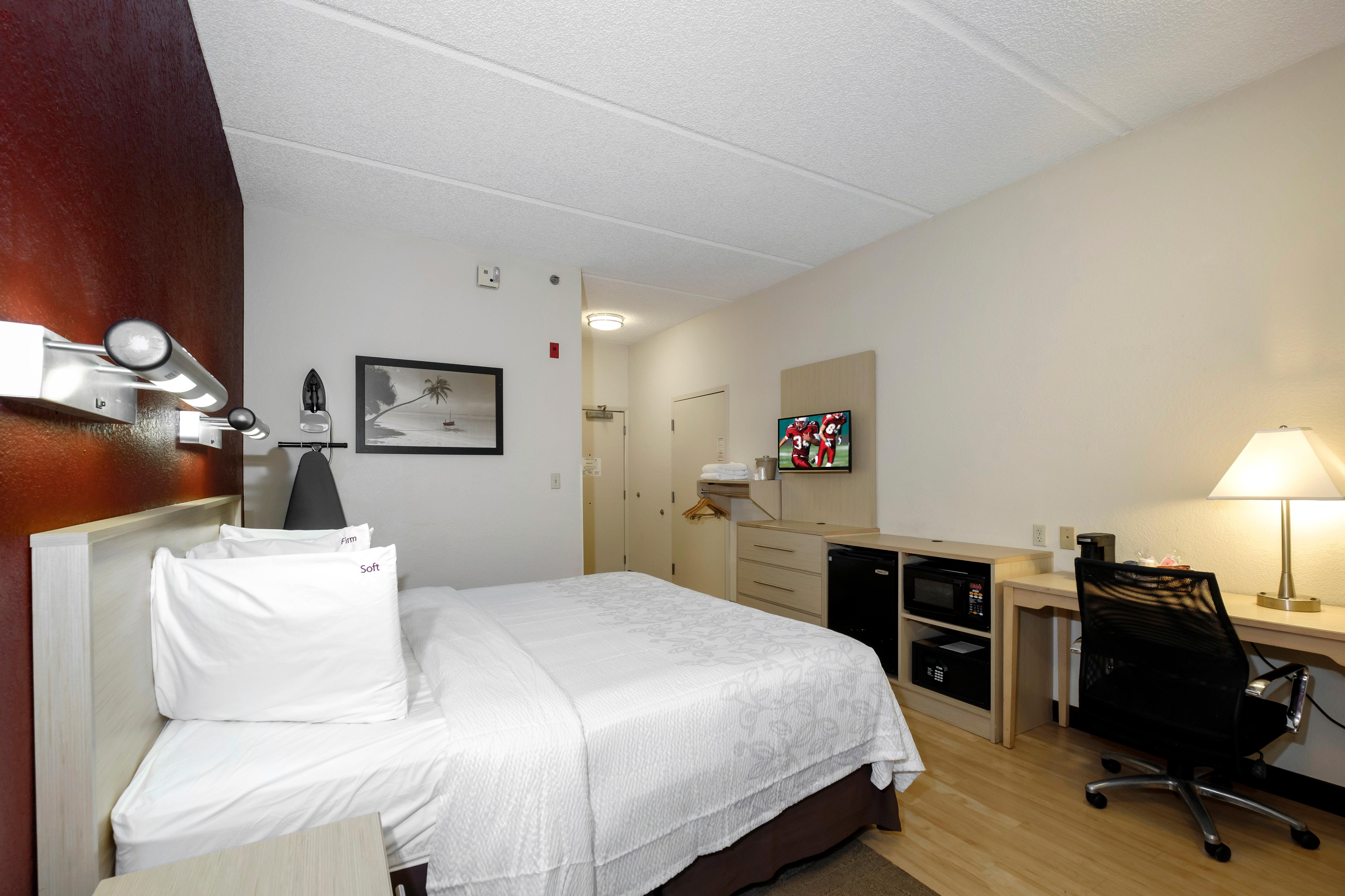 Room Deluxe King Bed